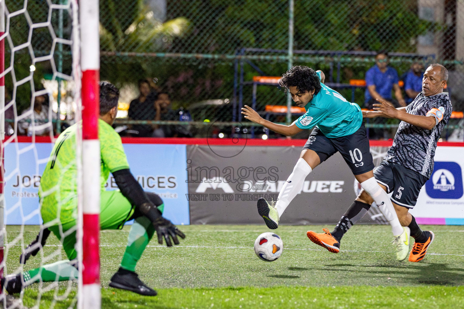 MIRA RC VS CLUB CVC in Club Maldives Classic 2024 held in Rehendi Futsal Ground, Hulhumale', Maldives on Sunday, 8th September 2024. Photos: Hassan Simah / images.mv