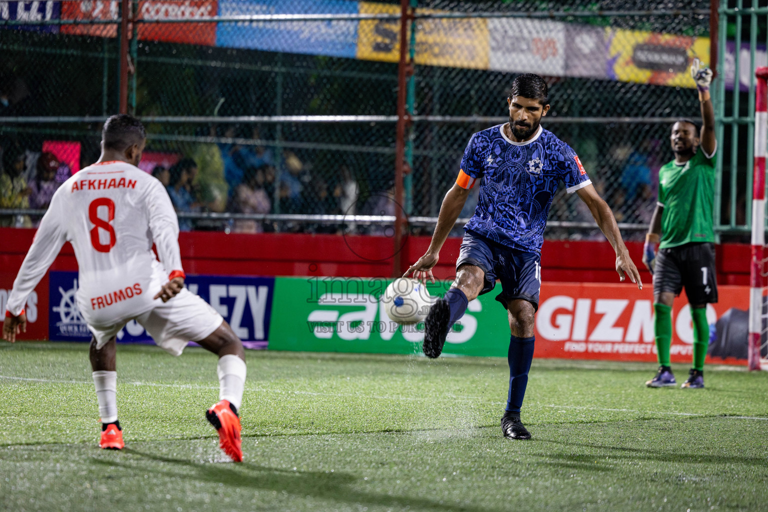 L. Isdhoo VS L. Mundoo in Day 18 of Golden Futsal Challenge 2025 was held on Wednesday, 22nd January 2025, in Hulhumale', Maldives. Photos: Nausham Waheed / images.mv