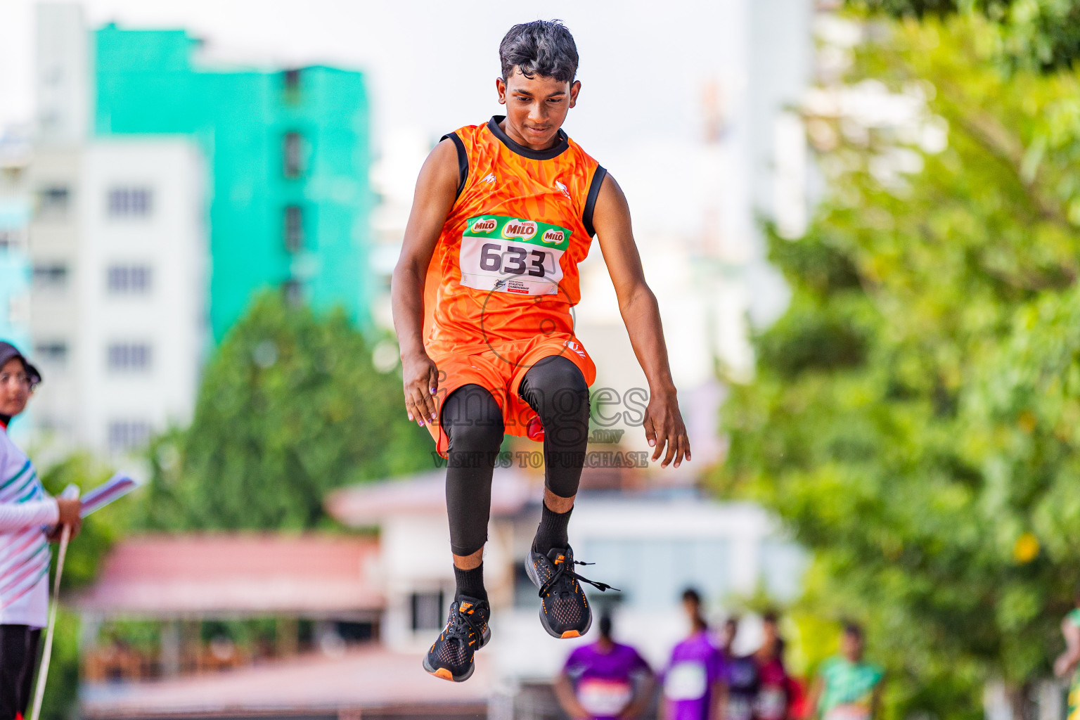 Day 3 of Inter-school Athletics Championship 2025 held in Ekuveni Synthetic Track, Male', Maldives on Wednesday, 08th October 2025. Photos by: Areef Adam  / Images.mv