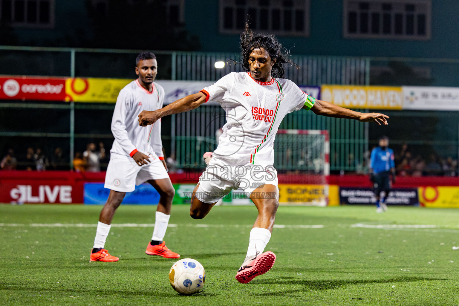 R Kalaidhoo vs R Isdhoo in Day 14 of Golden Futsal Challenge 2025 was held on Saturday, 18th January 2025, in Hulhumale', Maldives. Photos: Nausham Waheed / images.mv