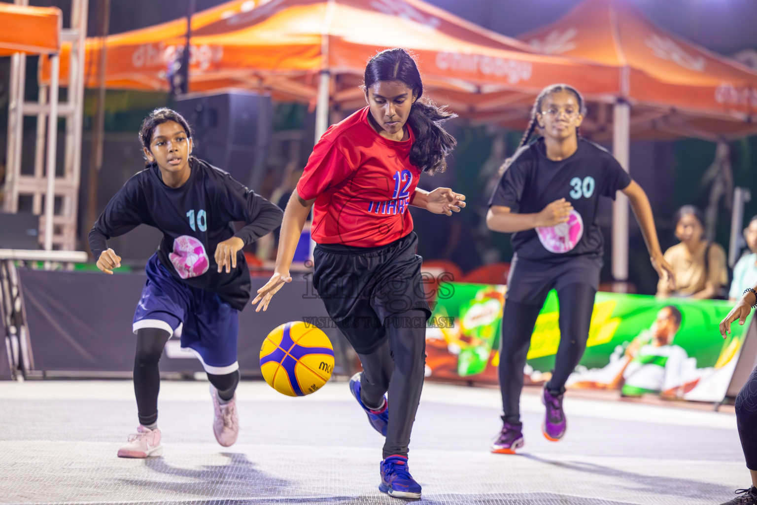 Day 2 of MILO Ramadan 3x3 Challenge 2024 was held in Ekuveni Outdoor Basketball Court at Male', Maldives on Wednesday, 13th March 2024.
Photos: Ismail Thoriq / images.mv