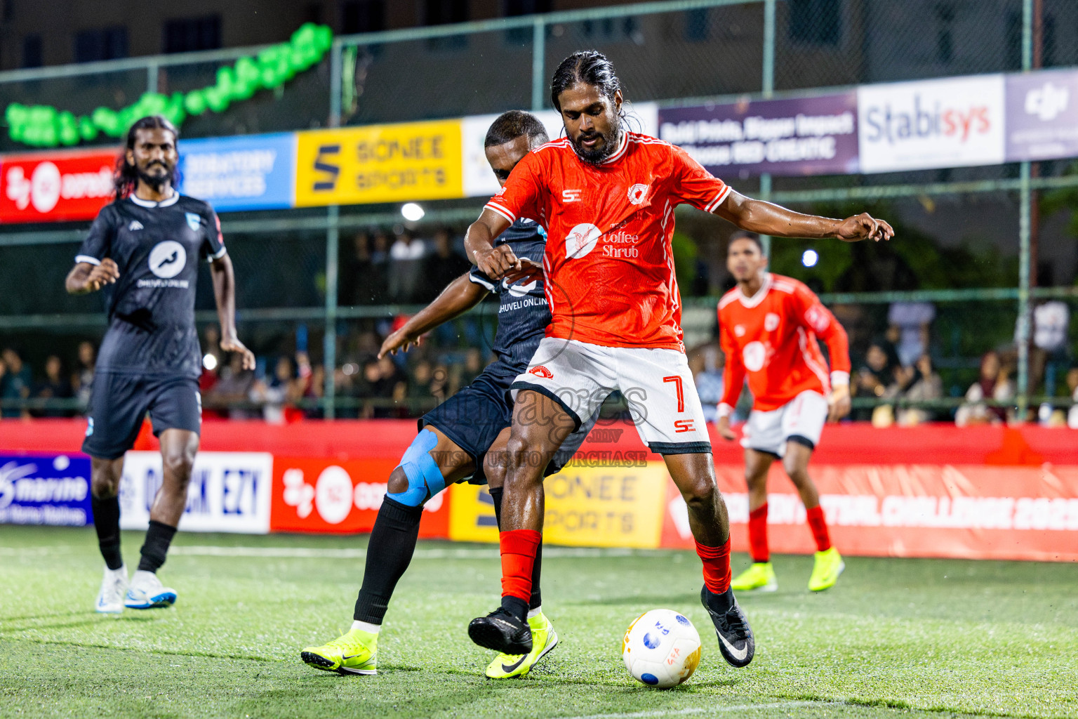 Th Kandoodhoo vs Th Gaadhiffushi in Day 10 of Golden Futsal Challenge 2025 was held on Tuesday, 14th January 2025, in Hulhumale', Maldives Photos: Nausham Waheed / images.mv