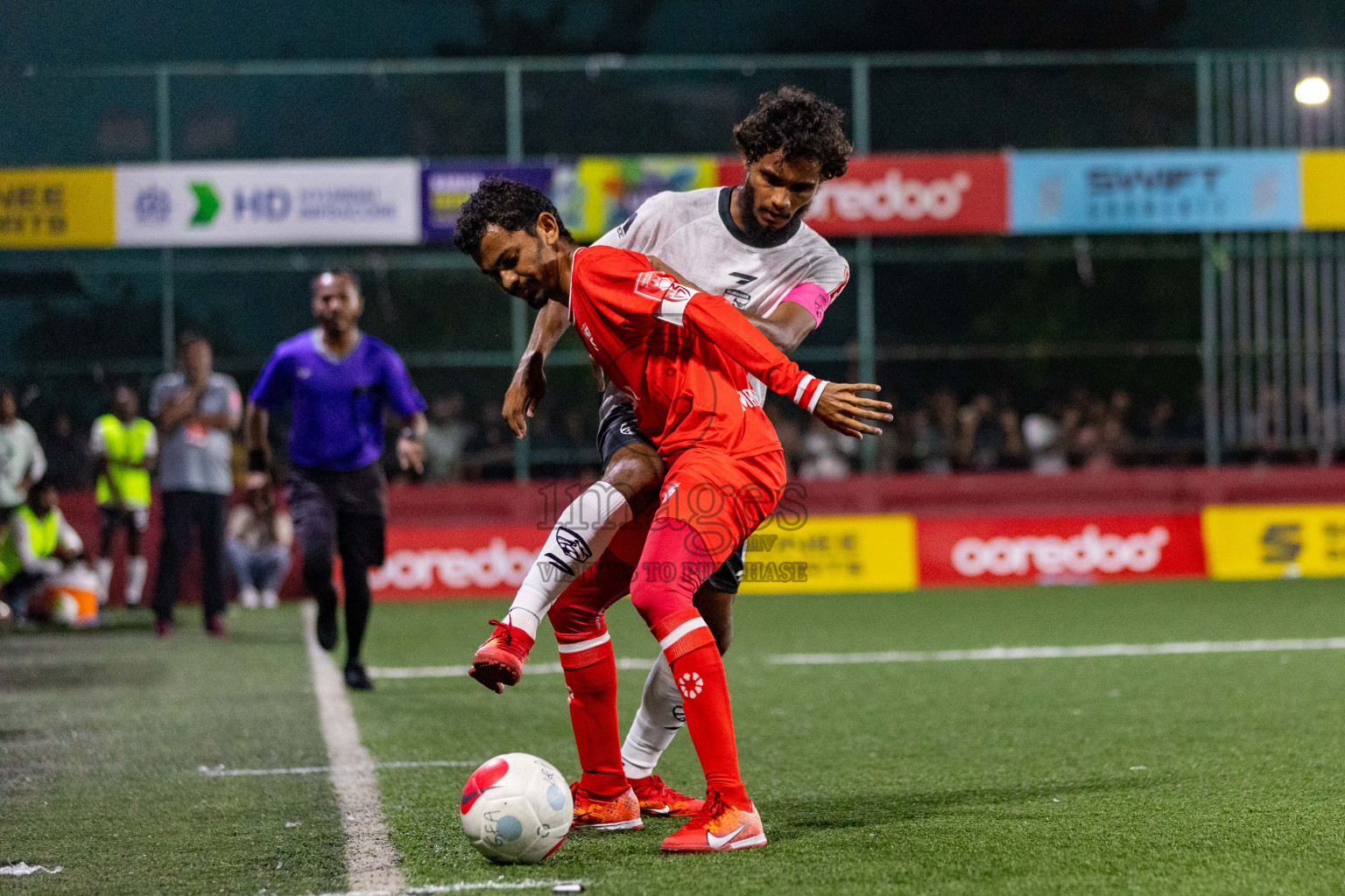 R Fainu vs R Inguraidhoo in Golden Futsal Challenge 2024 was held on Tuesday, 16th January 2024, in Hulhumale', Maldives
Photos: Ismail Thoriq / images.mv