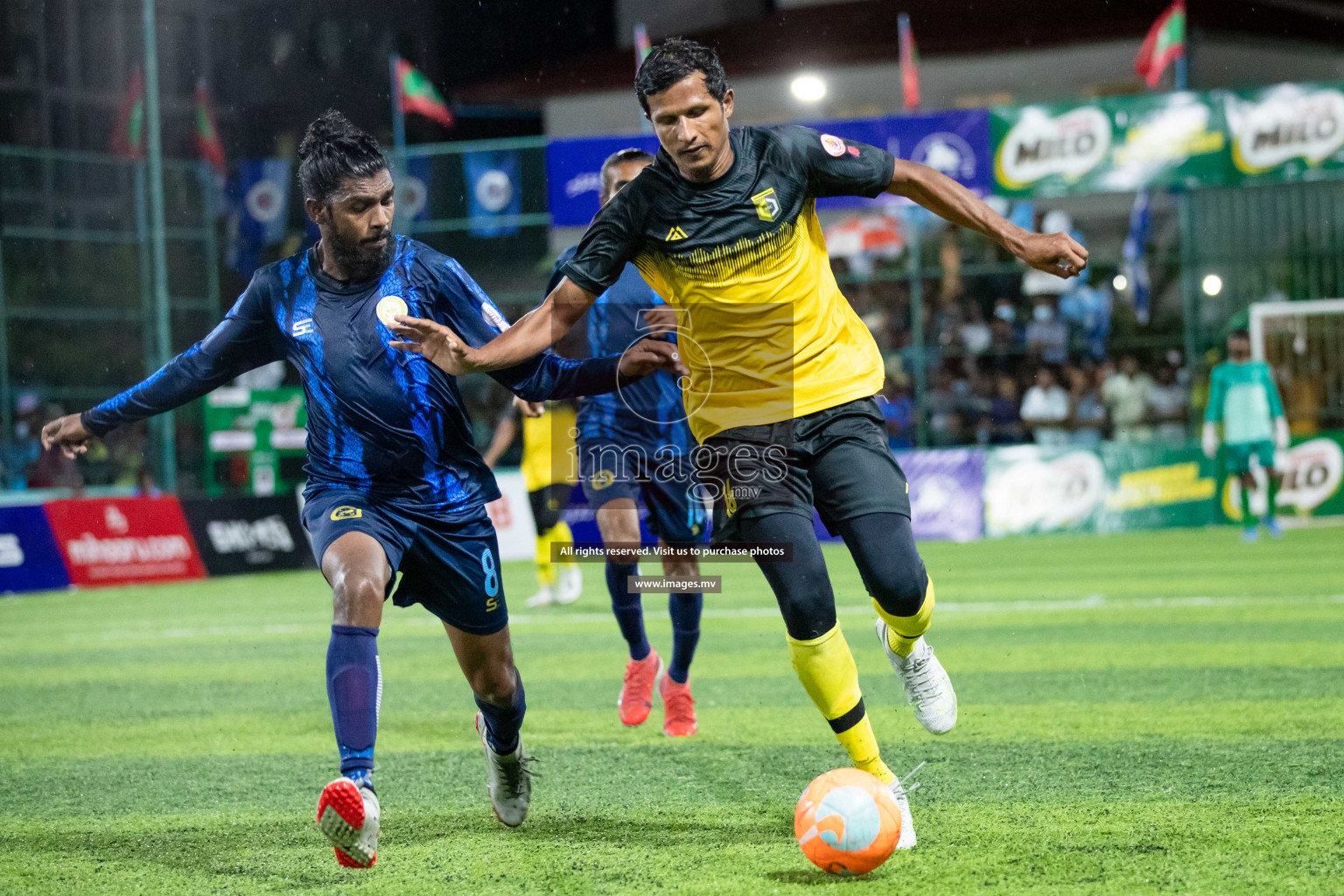 Team MPL vs Team RRC in the Quarter Finals of Club Maldives 2021 held at Hulhumale'; on 13th December 2021 Photos:Shu Abdul Sattar / images/mv