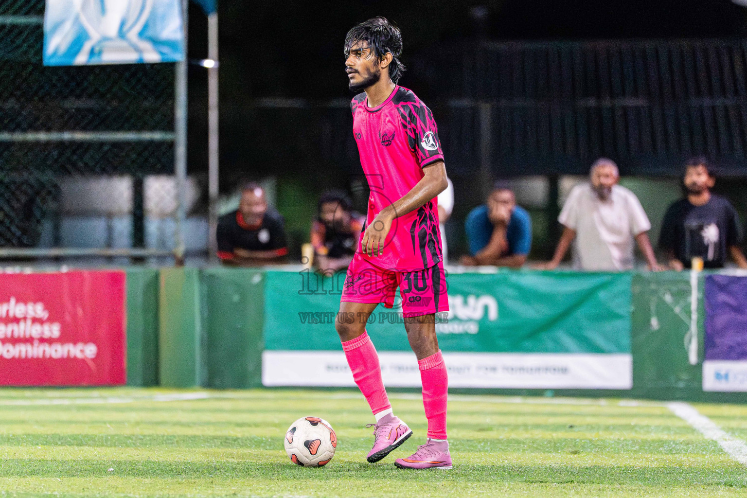 Goalhians VS Foemathi in Day 4 - Fonadhoo Youth Futsal Challenge 2025 held in Fonadhoo Futsal Stadium, L. Fonadhoo, Maldives on Wednesday, 29th October 2025 Photos: Arif Rasheed / images.mv