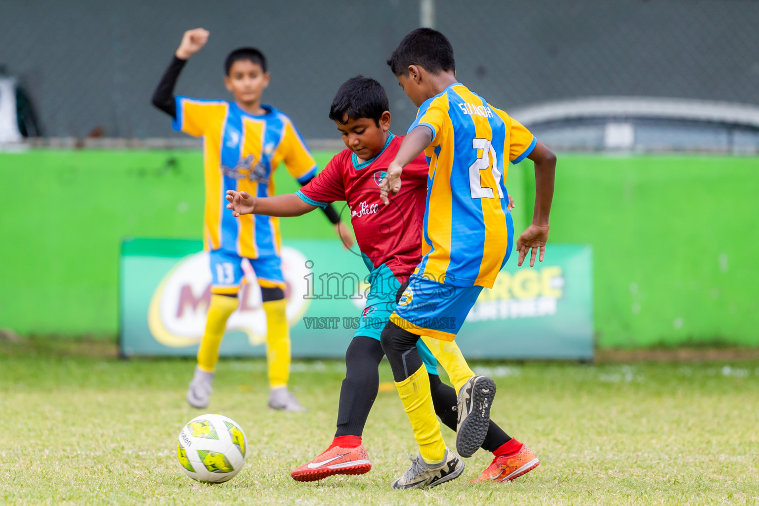 Day 1 of MILO Academy Championship 2025 (U-12) was held at Henveiru Stadium in Male', Maldives on Thursday, 1st May 2025. Photos: Nausham Waheed / images.mv