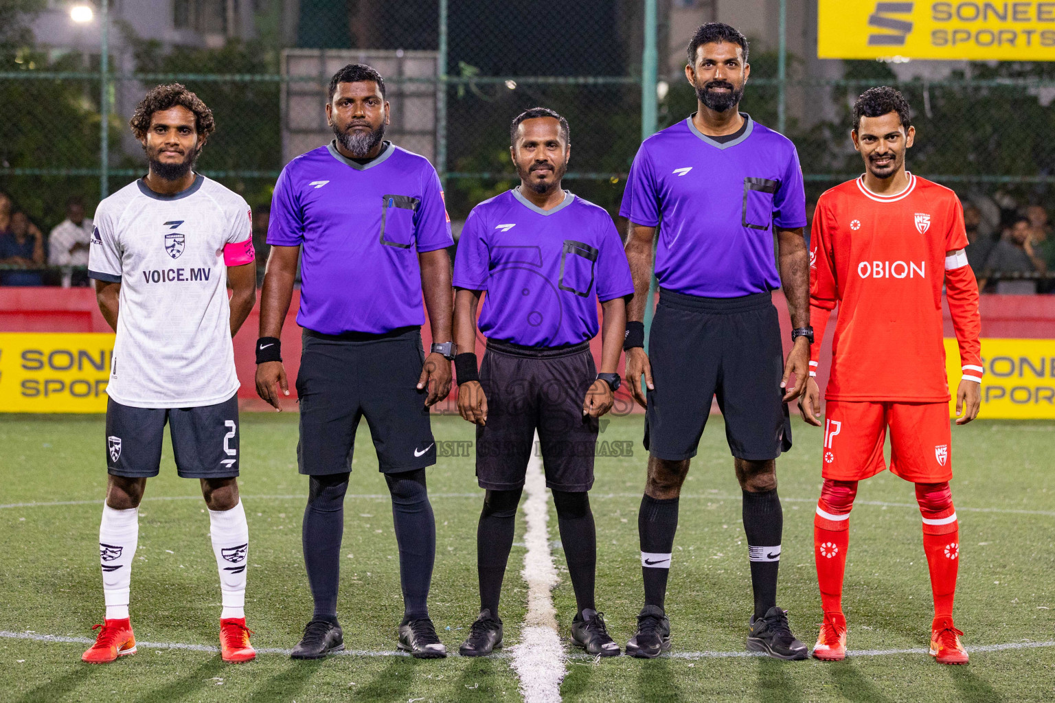 R Fainu vs R Inguraidhoo in Golden Futsal Challenge 2024 was held on Tuesday, 16th January 2024, in Hulhumale', Maldives
Photos: Ismail Thoriq / images.mv