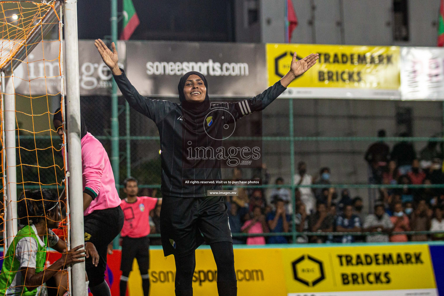 Club WAMCO vs DSC in the Semi Finals of 18/30 Women's Futsal Fiesta 2021 held in Hulhumale, Maldives on 14th December 2021. Photos: Shu Abdul Sattar / images.mv