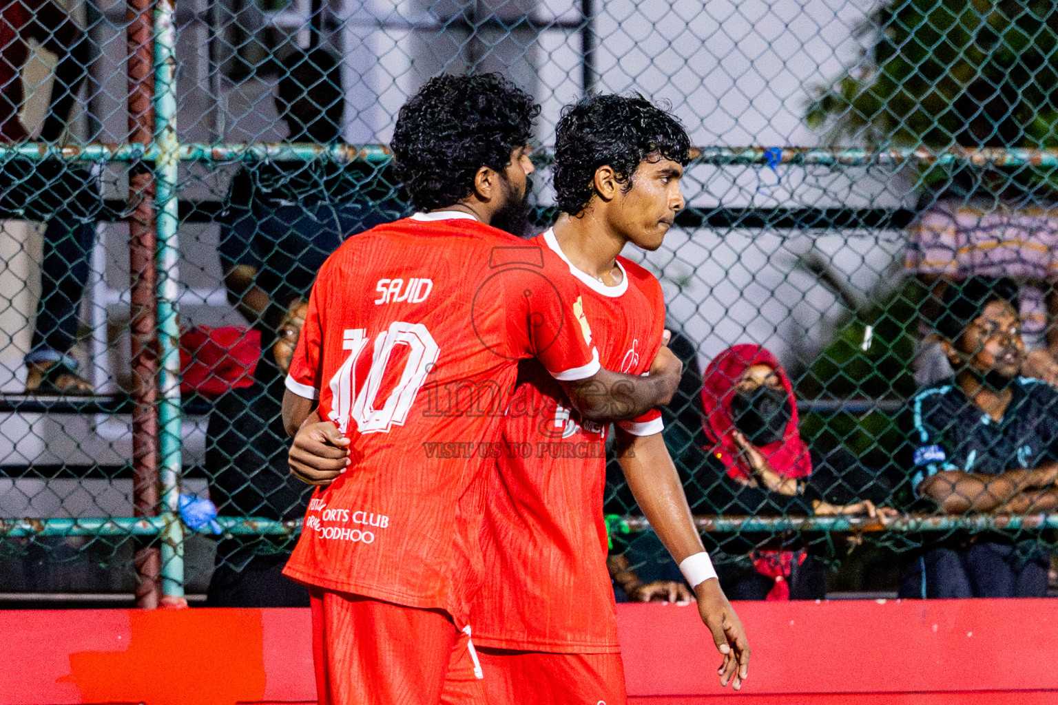 F Dharanboodhoo vs M Dhiggaru in zone round on Day 29 of Golden Futsal Challenge 2025 was held on Sunday , 2nd February 2025, in Hulhumale', Maldives. Photos: Nausham Waheed / images.mv