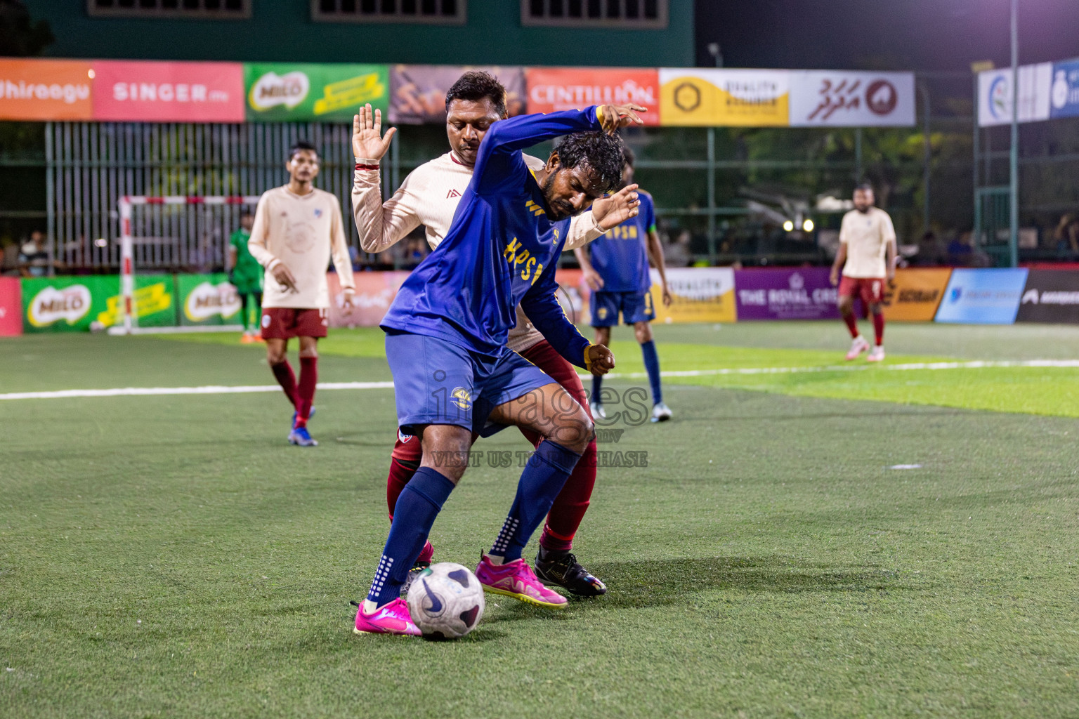 CLUB 220 vs HPSN in the Quarter Finals of Club Maldives Classic 2024 held in Rehendi Futsal Ground, Hulhumale', Maldives on Tuesday, 17th September 2024. 
Photos: Hassan Simah / images.mv