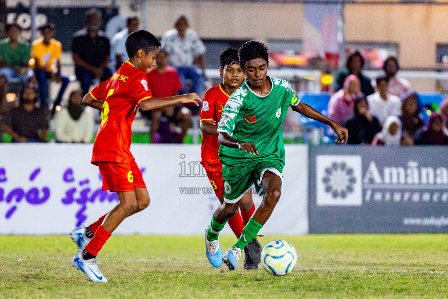 Victory Sports Club vs Hurriyya Sports Club (U12) in Day 9 of Dhivehi Youth League 2024 held at Henveiru Stadium on Saturday, 14th December 2024. Photos: Nausham Waheed / Images.mv