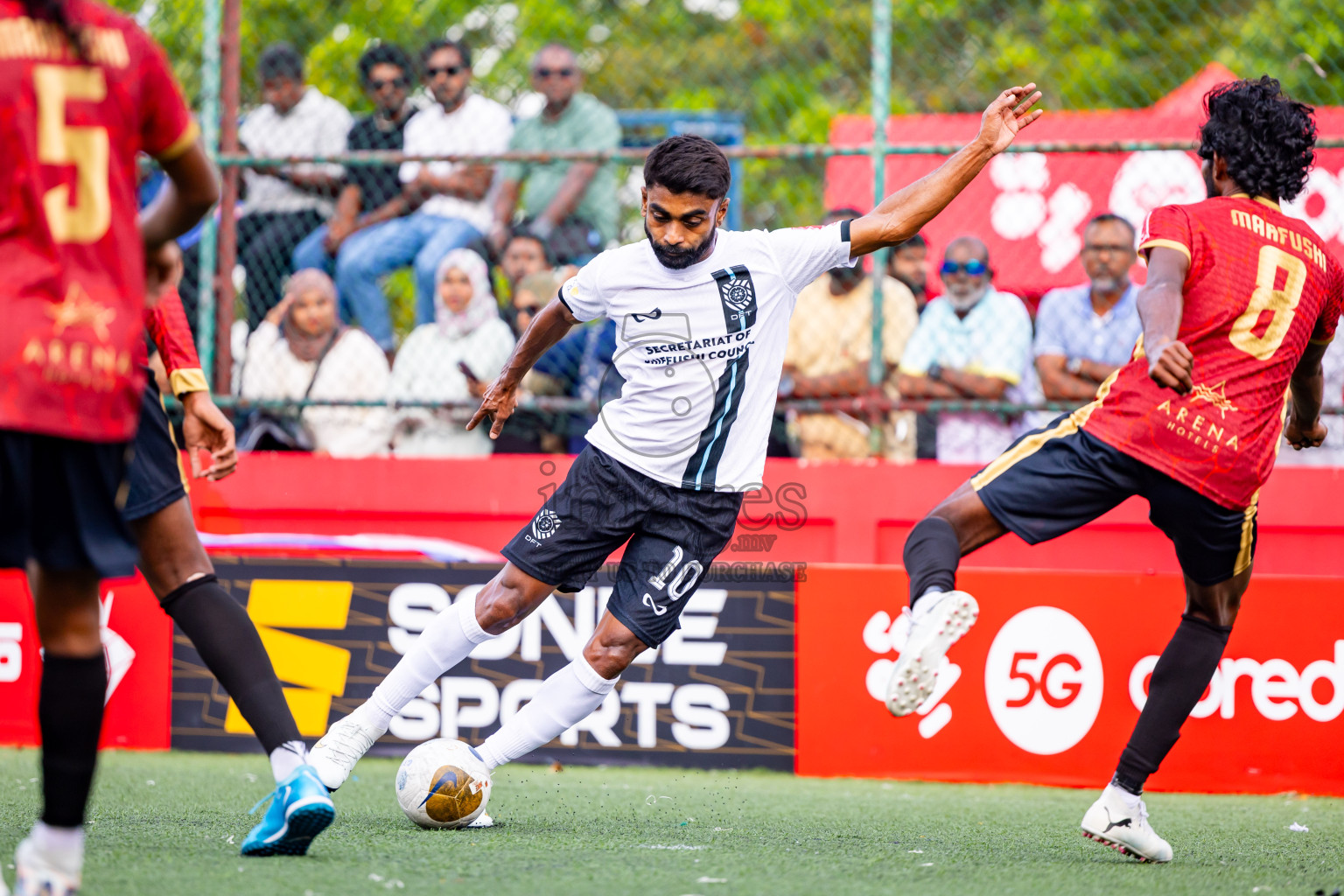 K Dhiffushi vs K Maafushi in Day 15 of Golden Futsal Challenge 2025 was held on Sunday, 19th January 2025, in Hulhumale', Maldives. Photos: Nausham Waheed / images.mv