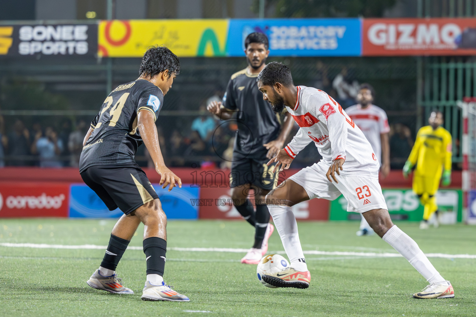 HA Muraidhoo vs HA Dhidhdhoo in Day 1 of Golden Futsal Challenge 2025 on Sunday, 5th January 2025, in Hulhumale', Maldives
Photos: Ismail Thoriq / images.mv