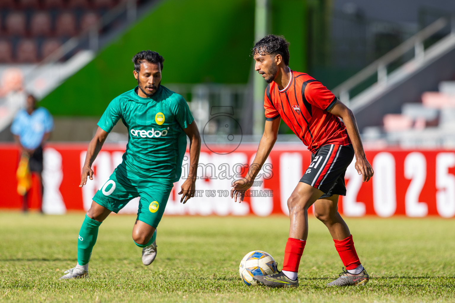Maziya SRC vs TC in the Semi Final of FAM League Cup 2025 held at National Football Stadium, Male', Maldives on Sunday, 25th May 2025.
Photos By: Ismail Thoriq / images.mv