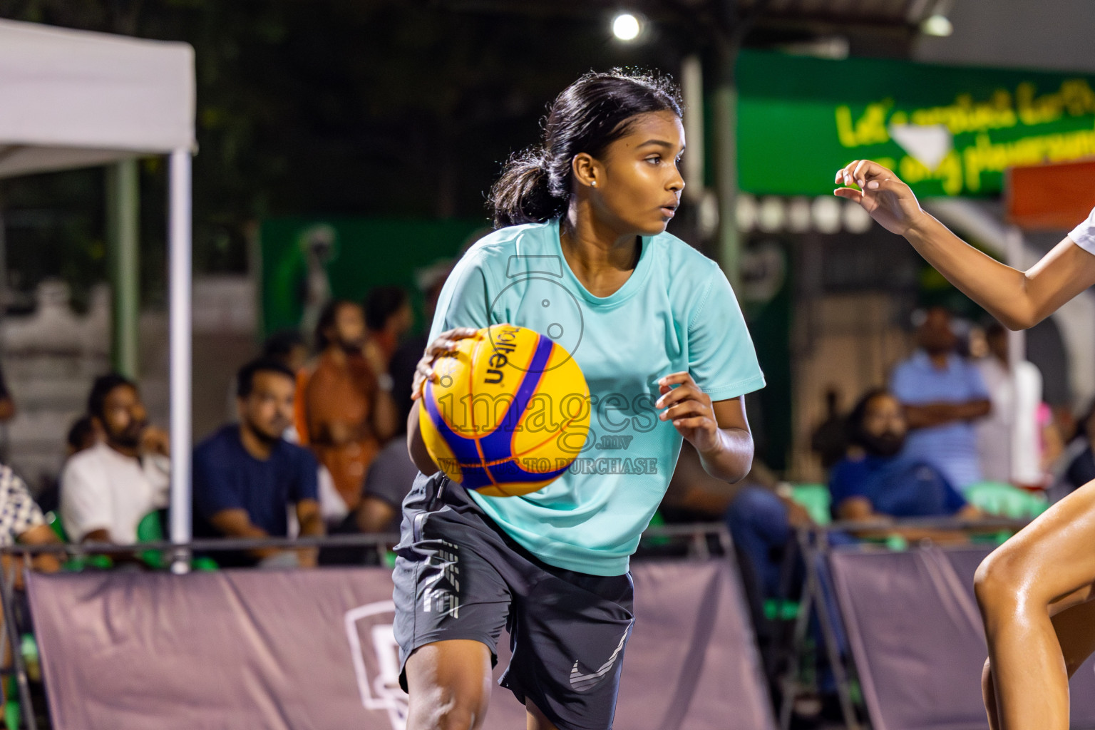 Day 4 of MILO Ramadan 3x3 Challenge 2024 was held in Ekuveni Outdoor Basketball Court at Male', Maldives on Friday, 15th March 2024.
Photos: Mohamed Mahfooz Moosa / images.mv