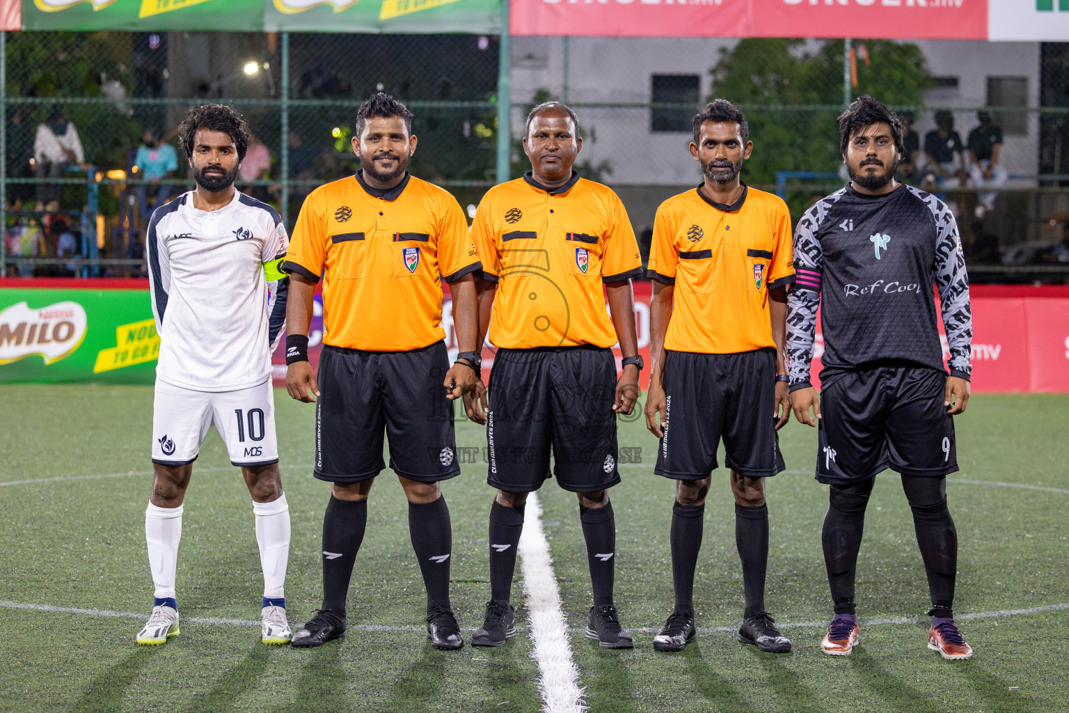 DHAAKHILY CLUB vs HULHUMALE HOSPITAL in Club Maldives Classic 2024 held in Rehendi Futsal Ground, Hulhumale', Maldives on Thursday, 5th September 2024. 
Photos: Hassan Simah / images.mv