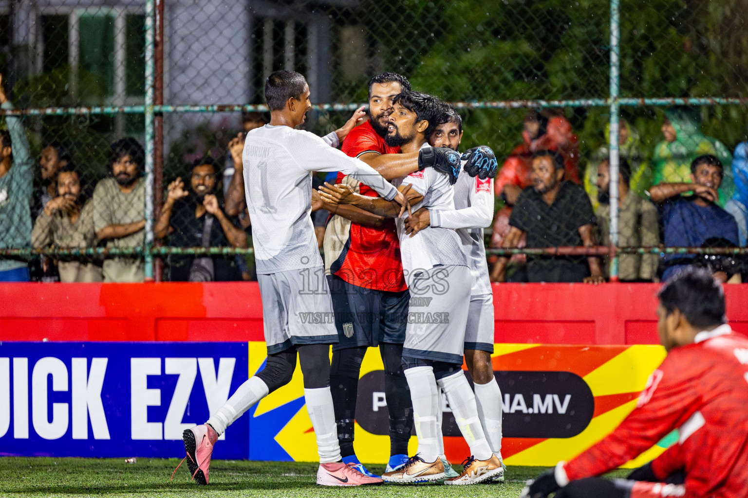 Thaa Veymadoo VS Thaa Buruni in Day 6 of Golden Futsal Challenge 2025 on Friday, 6th January 2025, in Hulhumale', Maldives Photos: Nausham Waheed / images.mv