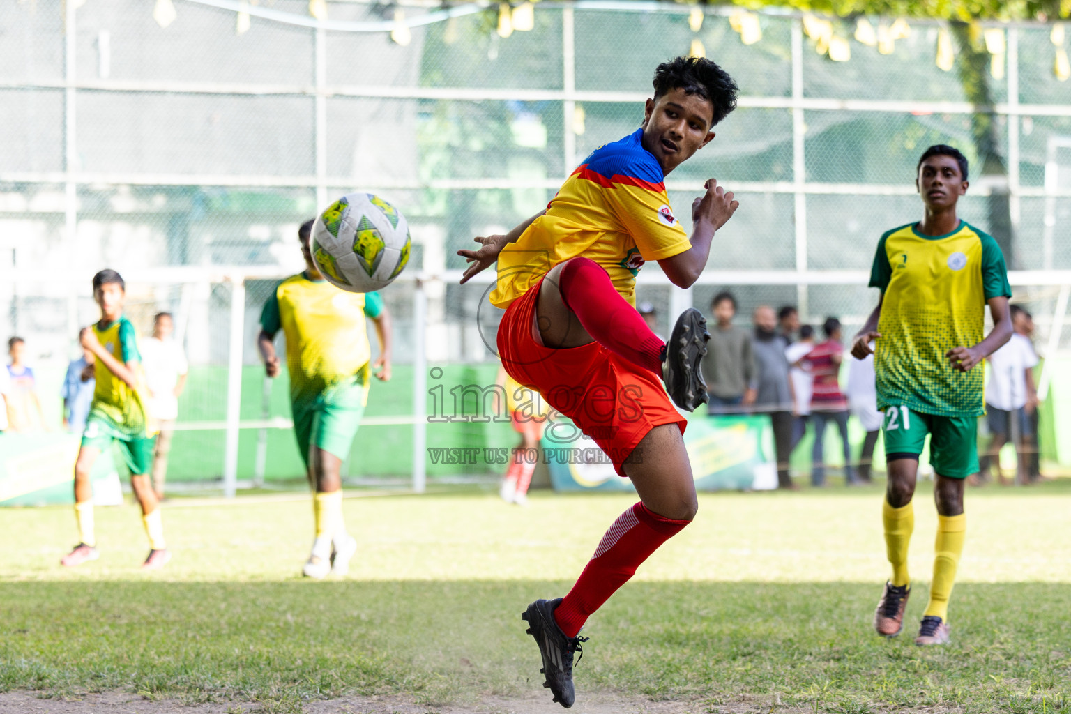 Day 2 of MILO Academy Championship 2024 held in Henveyru Stadium, Male', Maldives on Thursday, 1st November 2024. 
Photos:Hassan Simah / Images.mv