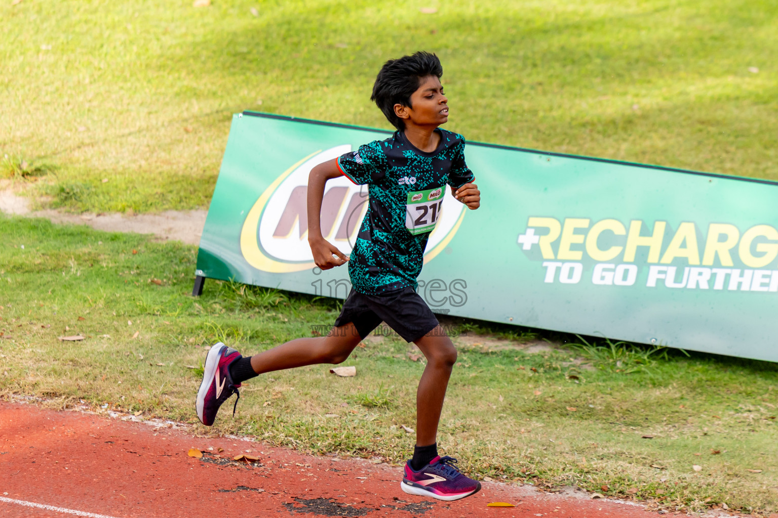 Day 3 of 12th Milo Association Championships was held in Ekuveni Track at Male', Maldives on Saturday, 26th April 2025. Photos: Nausham Waheed / images.mv