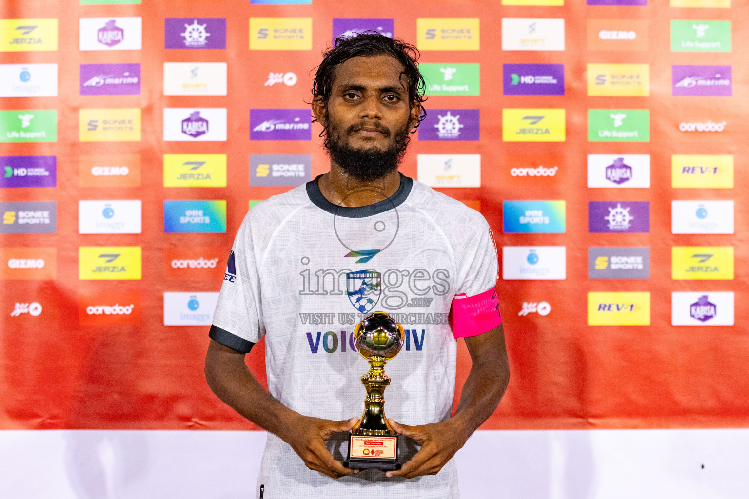 R Fainu vs R Inguraidhoo in Golden Futsal Challenge 2024 was held on Tuesday, 16th January 2024, in Hulhumale', Maldives
Photos: Ismail Thoriq / images.mv