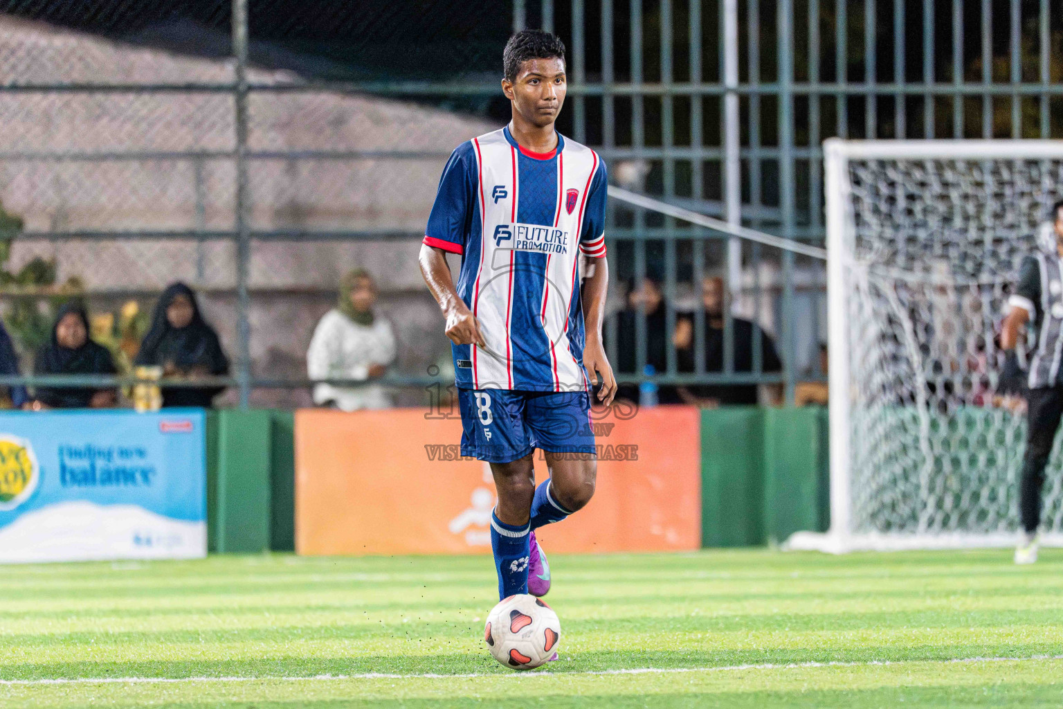 Kanmathi FC VS Maahinne United in Day 4 - Fonadhoo Youth Futsal Challenge 2025 held in Fonadhoo Futsal Stadium, L. Fonadhoo, Maldives on Wednesday, 29th October 2025 Photos: Arif Rasheed / images.mv