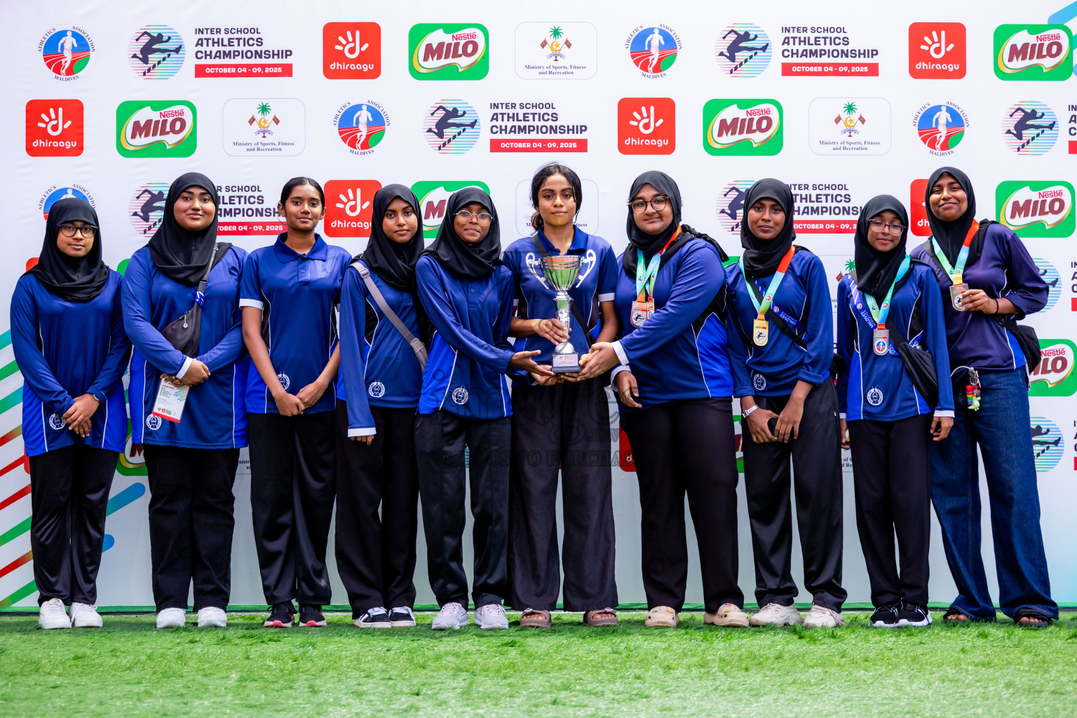 Day 6 of Inter-school Athletics Championship 2025 held in Ekuveni Synthetic Track, Male', Maldives on Sunday, 12th October 2025. Photos by: Nausham Waheed / Images.mv