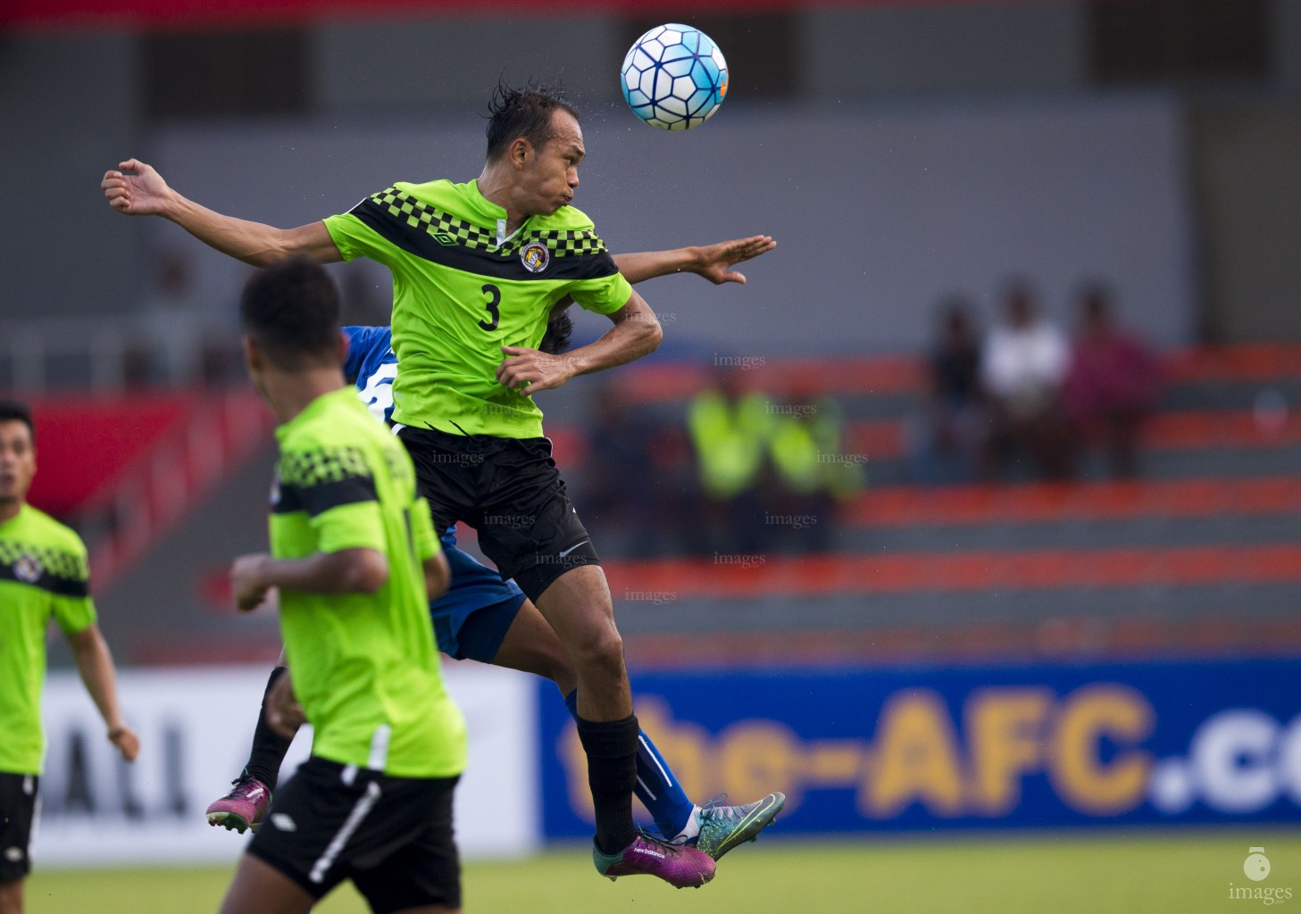 NEW RADIANT SC  VS BALESTIER KHALSA FC Maldives, Male', Tuesday, February 23, 2016. (Images.mv Photo: Mohamed Ahsan)