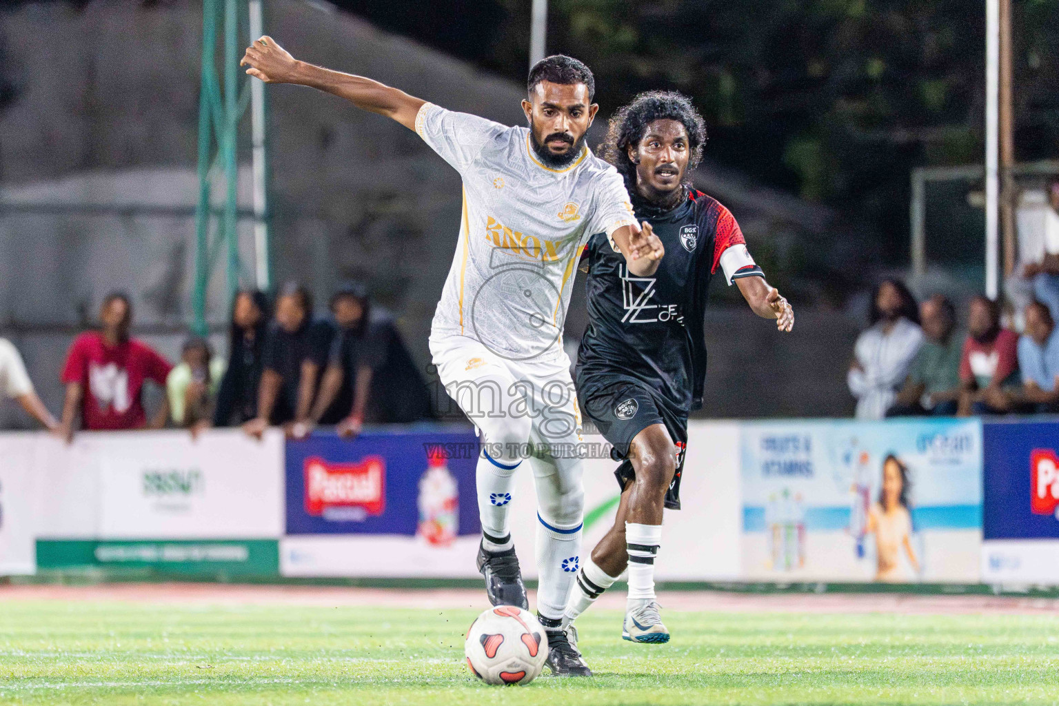 Lecrose VS BGSC in Day 4 - Fonadhoo Youth Futsal Challenge 2025 held in Fonadhoo Futsal Stadium, L. Fonadhoo, Maldives on Wednesday, 29th October 2025 Photos: Arif Rasheed / images.mv