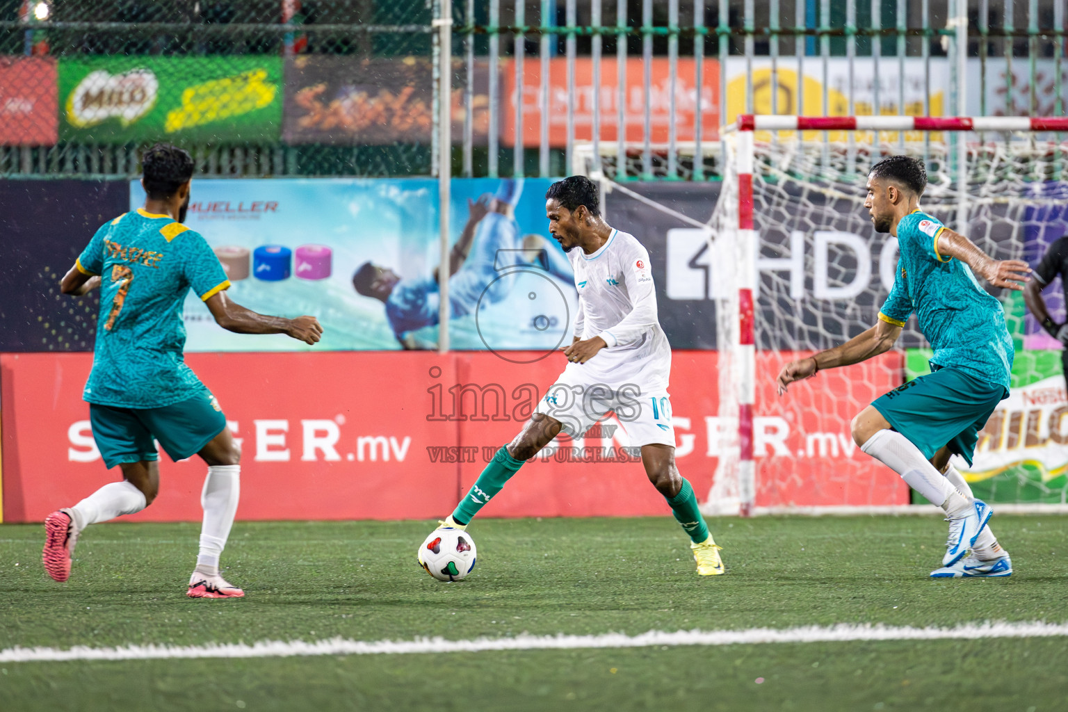 WAMCO vs MPL in Club Maldives Cup 2024 held in Rehendi Futsal Ground, Hulhumale', Maldives on Thursday 26th September 2024. 
Photos: Shuu Abdul Sattar / images.mv