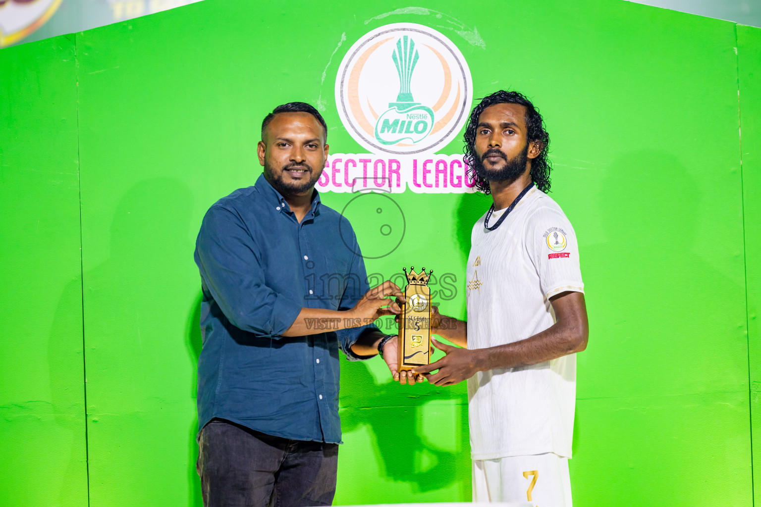 Arena vs Hawks in the Final of Milo Sector League 2025 was held in Rehendhi Futsal Ground, Hulhumale', Maldives on Tuesday, 18th November 2025. Photos: Nausham Waheed  / images.mv