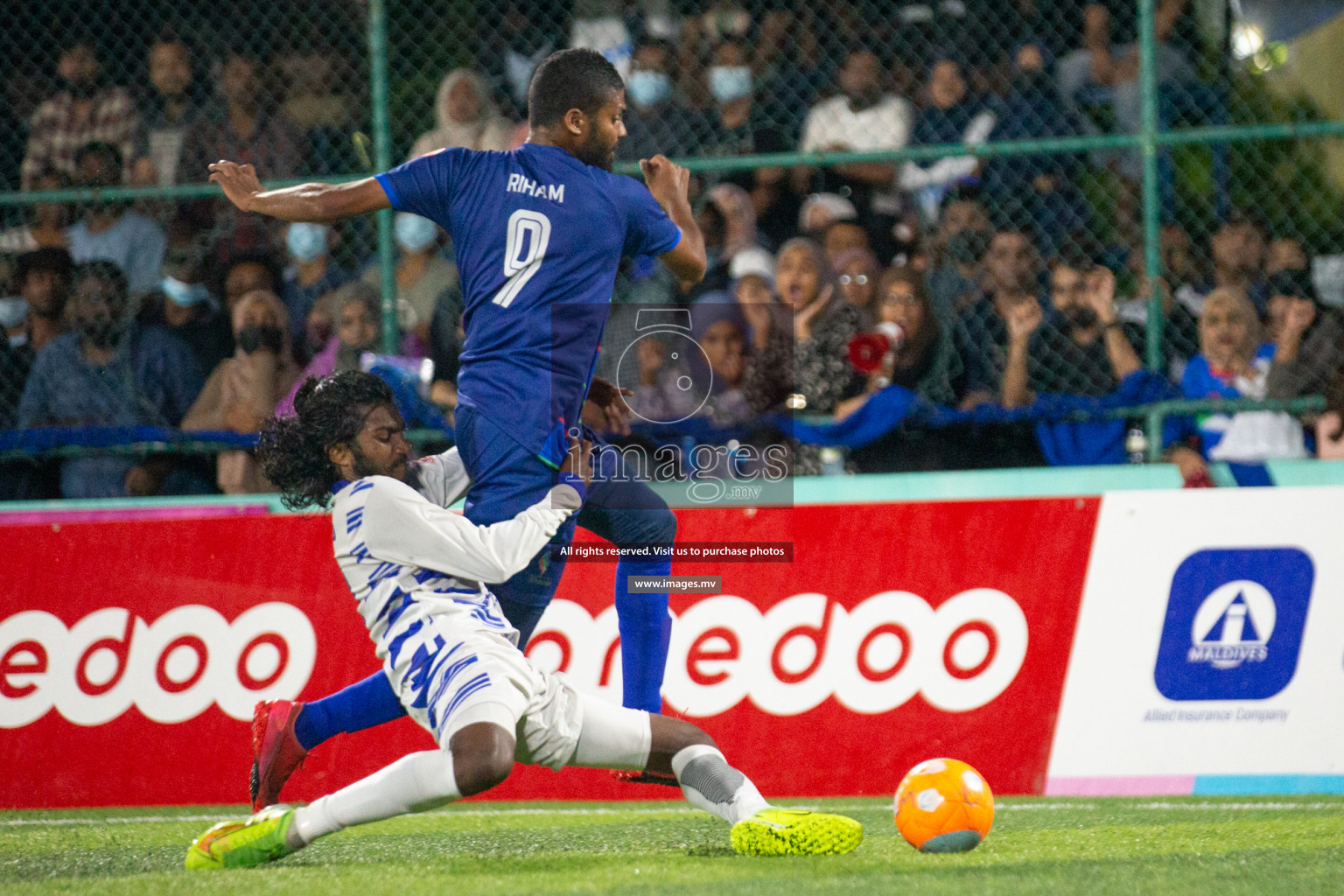 STO RC Vs Team Fenaka in the Quarter Finals of Club Maldives 2021 held in Hulhumale, Maldives on 13 December 2021. Photos: Nasam Thaufeeq