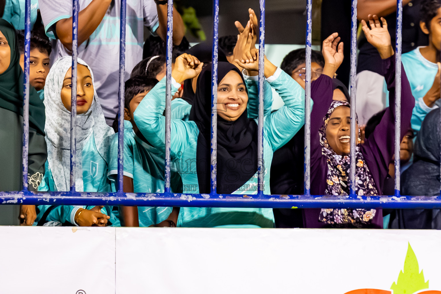 Dhonfan vs Eydhafushi in Day 4 of Better in Baa Futsal Fiesta 2025 Men's division held in B. Eydhafushi, Maldives on Saturday, 8th November 2025. Photos: Nausham Waheed / images.mv