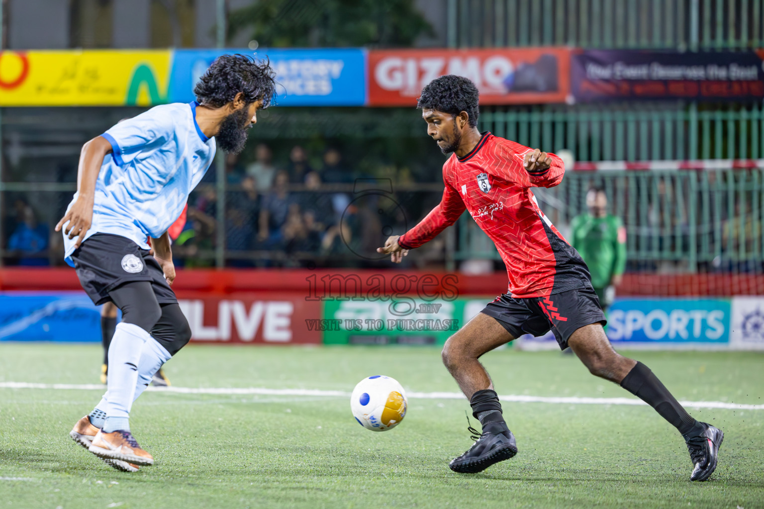 HDh Neykurendhoo vs HDh Kumundhoo in Haa Dhaalu Atoll Semi Final on Day 23 of Golden Futsal Challenge 2025 was held on Monday , 27th January 2025, in Hulhumale', Maldives.
Photos: Ismail Thoriq / images.mv