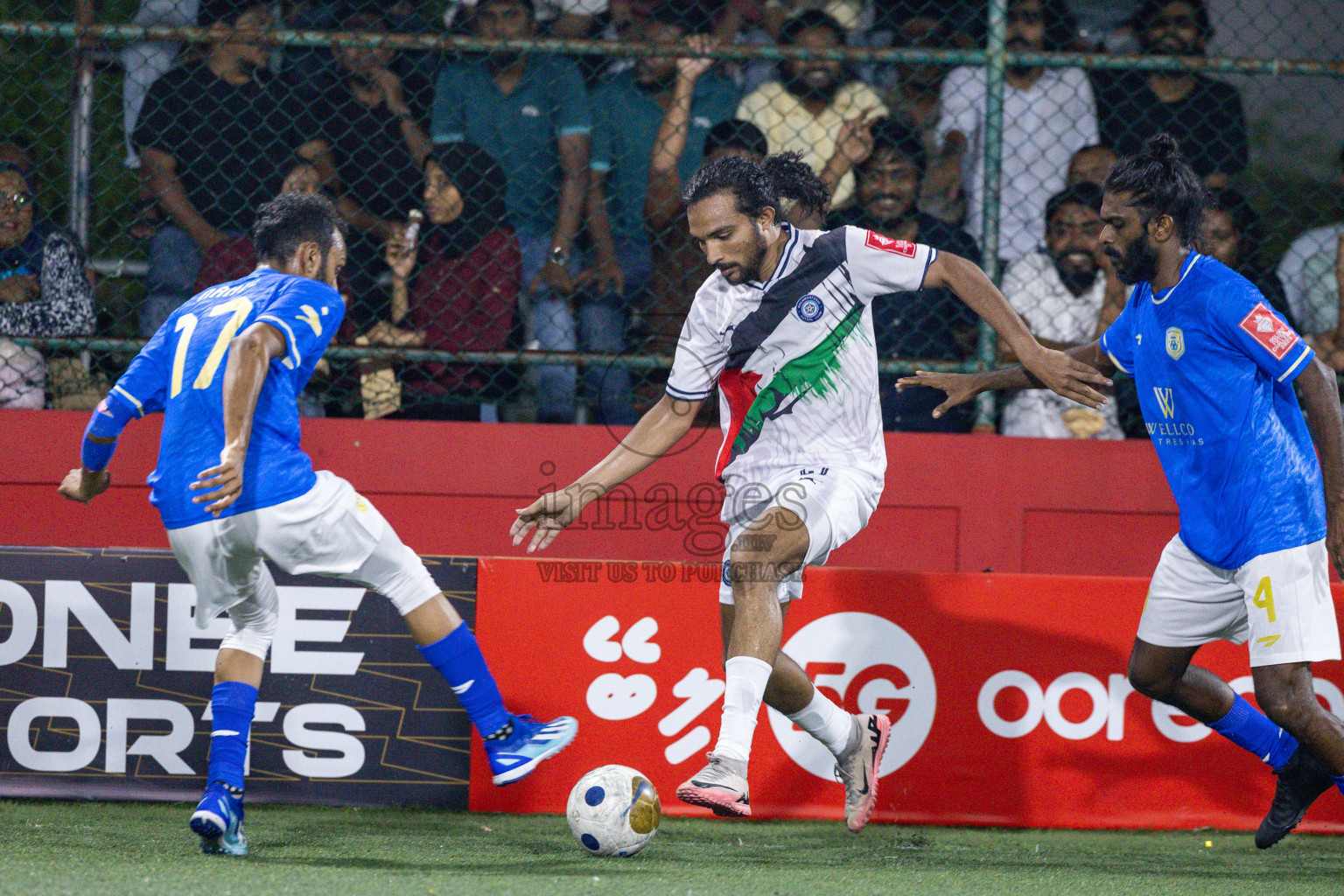 GA Dhevvadhoo vs GA Kolamaafushi in Day 8 of Golden Futsal Challenge 2025 was held on Sunday, 12th January 2025, in Hulhumale', Maldives
Photos: Ismail Thoriq / images.mv