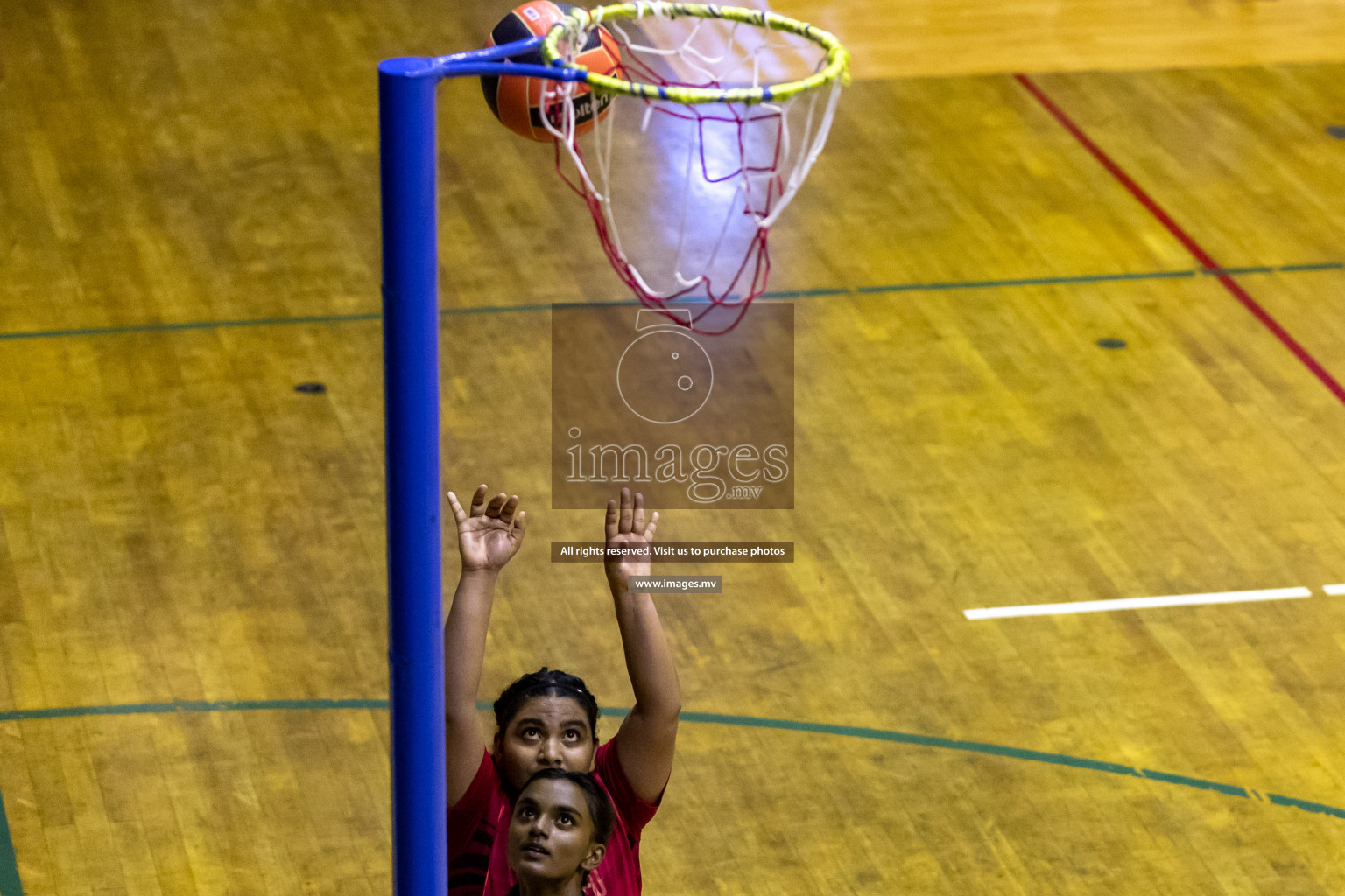 Lorenzo Sports Club vs Youth United Sports Club in the Milo National Netball Tournament 2022 on 20 July 2022, held in Social Center, Male', Maldives. Photographer: Hassan Simah / Images.mv