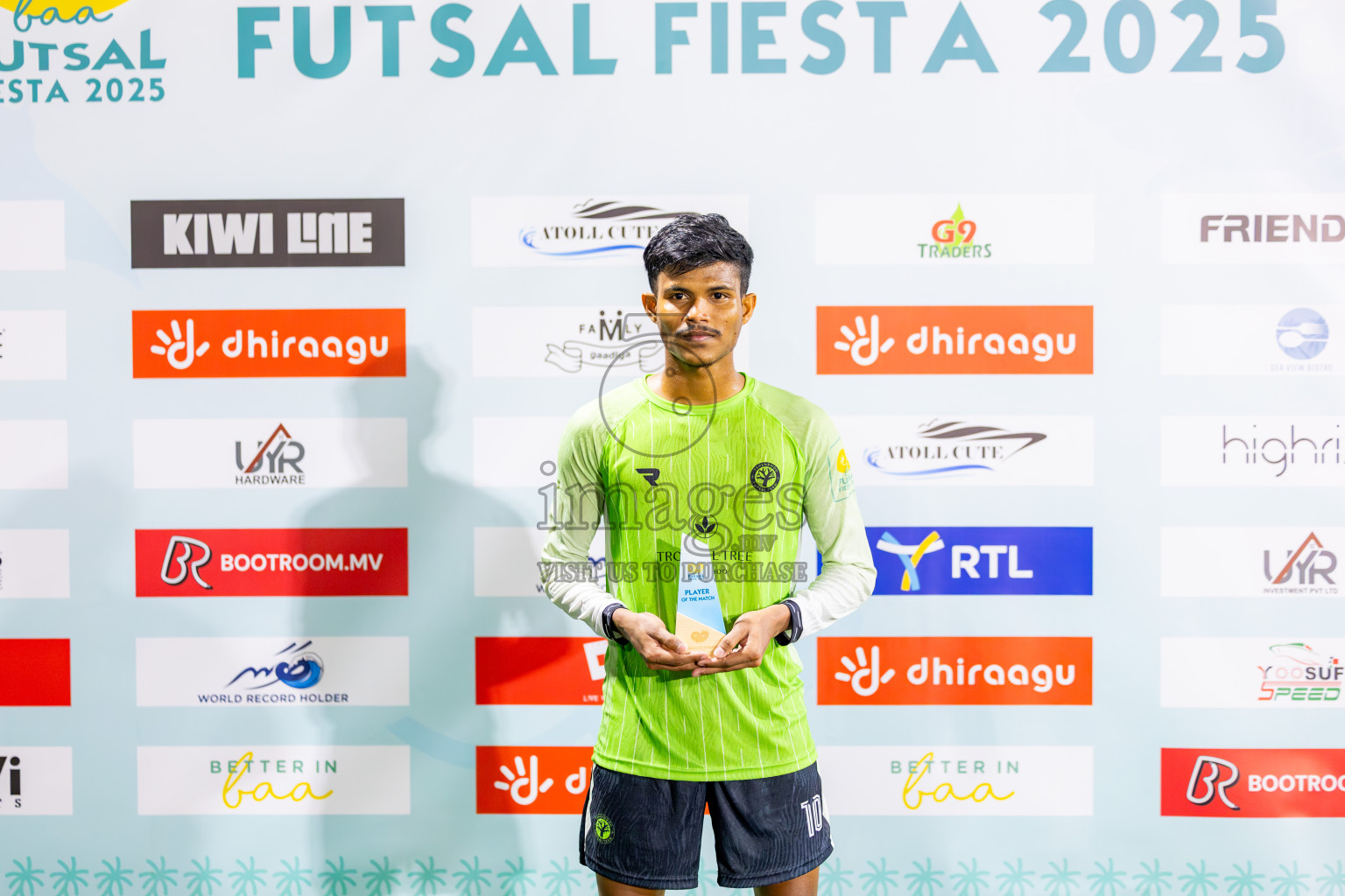 Fehendhoo vs Kihaadhoo in Day 5 of Better in Baa Futsal Fiesta 2025 Men's division held in B. Eydhafushi, Maldives on Sunday, 9th November 2025. Photos: Nausham Waheed / images.mv
