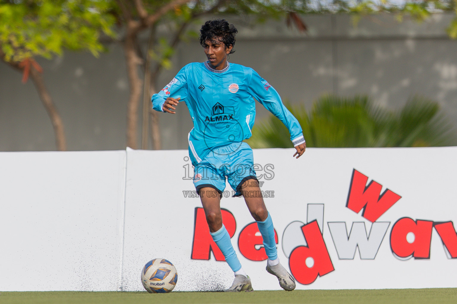 Semi Finals Match 01 Irumathi FC VS CC Sports Club in Day 7 of Eydhafushi Cup 2025 held in Eydhafushi Football Stadium at B. Eydhafushi, Maldives on Friday, 12th September 2025. Photos: Arif Rasheed / images.mv