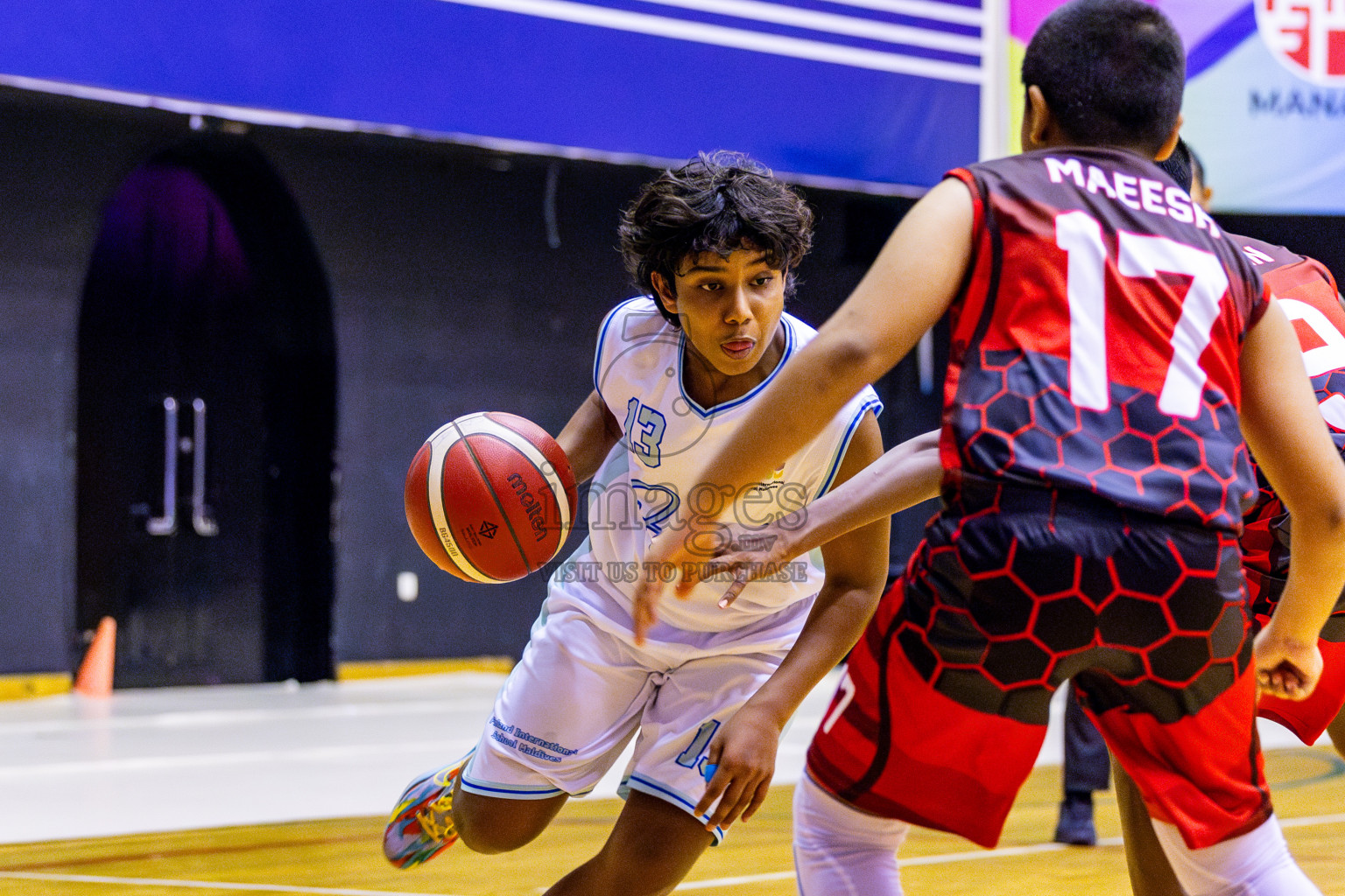 Iskandhar School vs Finland International School in Under 13 Boys Final of Junior Basketball Championship 2024 was held in Social Center, Male', Maldives on Sunday, 15th December 2024. Photos: Nausham Waheed / images.mv