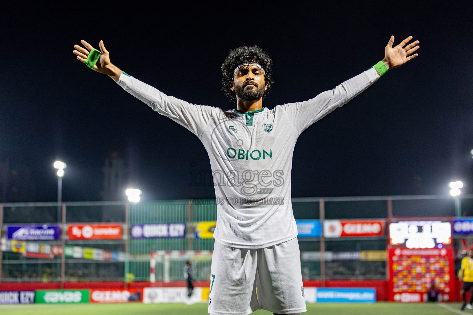 GA. Villingili VS Dhadimagu in zone round on Day 32 of Golden Futsal Challenge 2025 was held on Wednesday , 5th February 2025, in Hulhumale', Maldives. 
Photos: Hassan Simah / images.mv