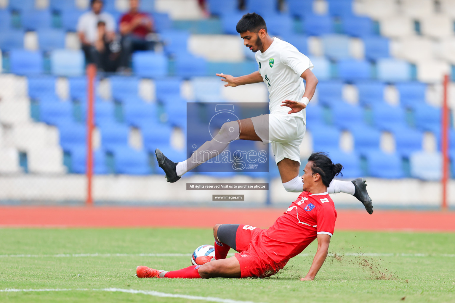 Nepal vs Pakistan in SAFF Championship 2023 held in Sree Kanteerava Stadium, Bengaluru, India, on Tuesday, 27th June 2023. Photos: Nausham Waheed, Hassan Simah / images.mv