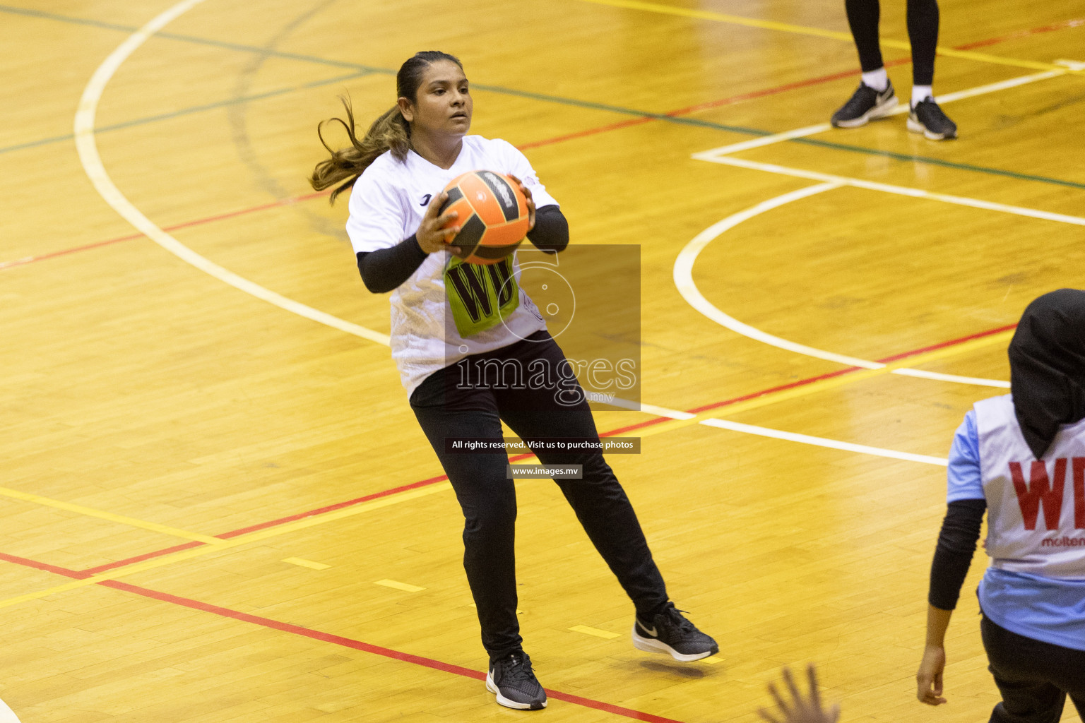 Club Green Streets vs Mahibadhoo in the Milo National Netball Tournament 2022 on 20 July 2022, held in Social Center, Male', Maldives. Photographer: Shuu / Images.mv