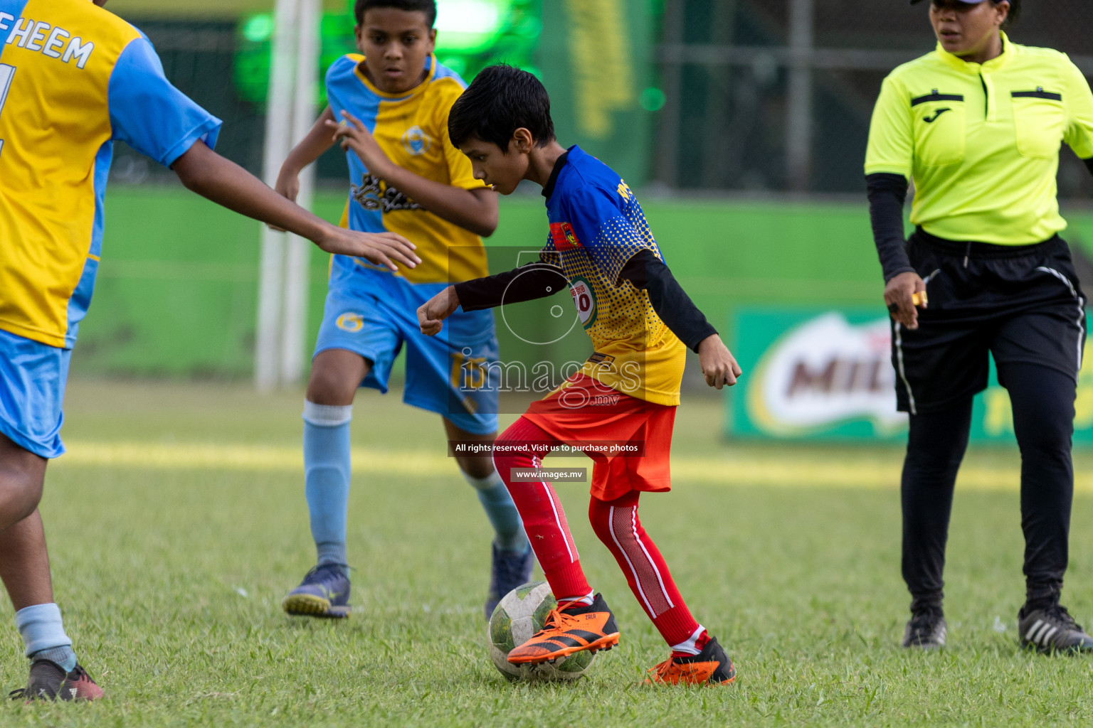 Day 1 of MILO Academy Championship 2023 (U12) was held in Henveiru Football Grounds, Male', Maldives, on Friday, 18th August 2023. Photos: Mohamed Mahfooz Moosa / images.mv