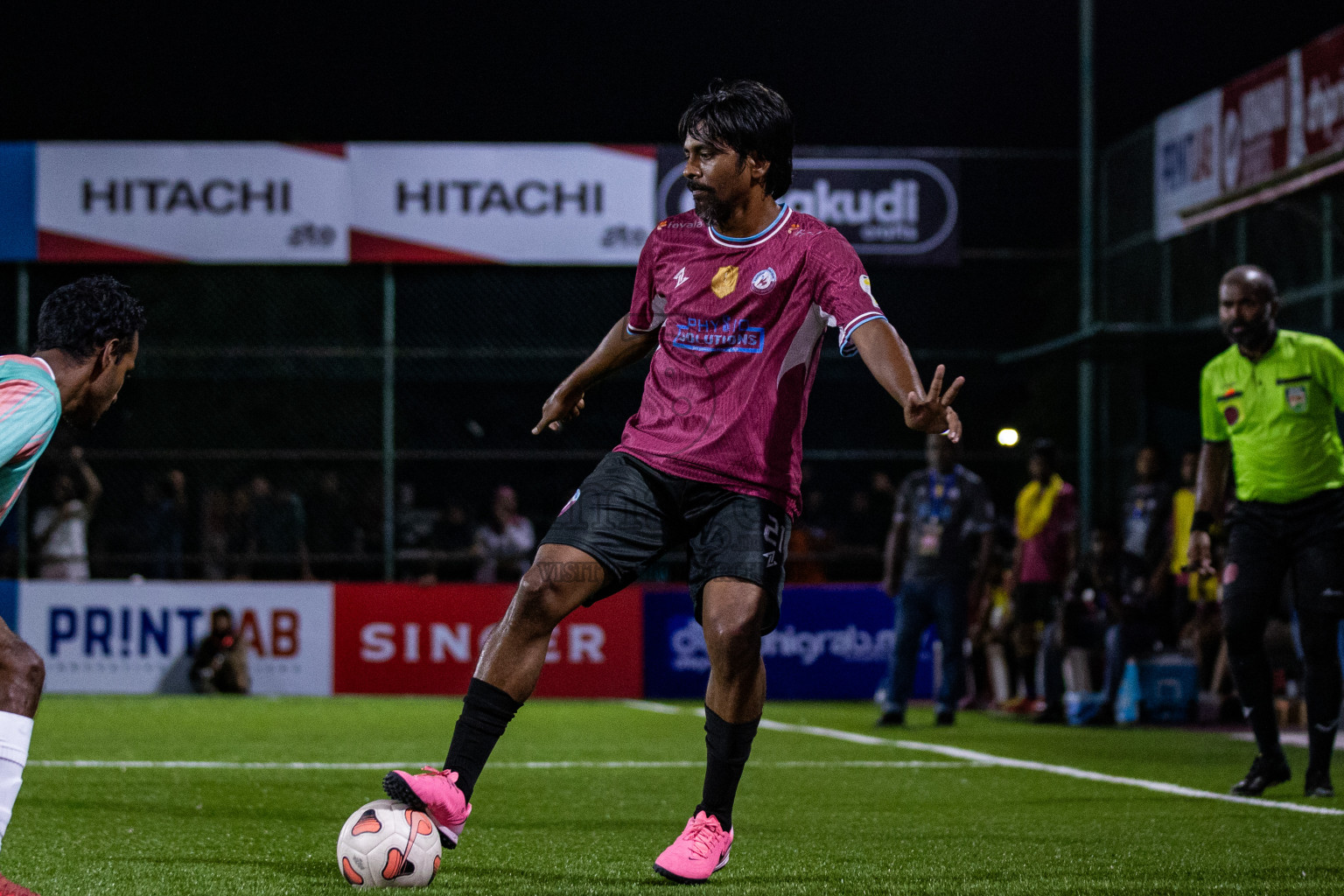 Kulhivaru Vuzara Club vs Joali Maldives in Kings Cup of Club Maldives Cup 2025 held in Rehendi Futsal Ground, Hulhumale', Maldives on Wednesday, 3rd September 2025. Photos: Areef, Yasna / images.mv