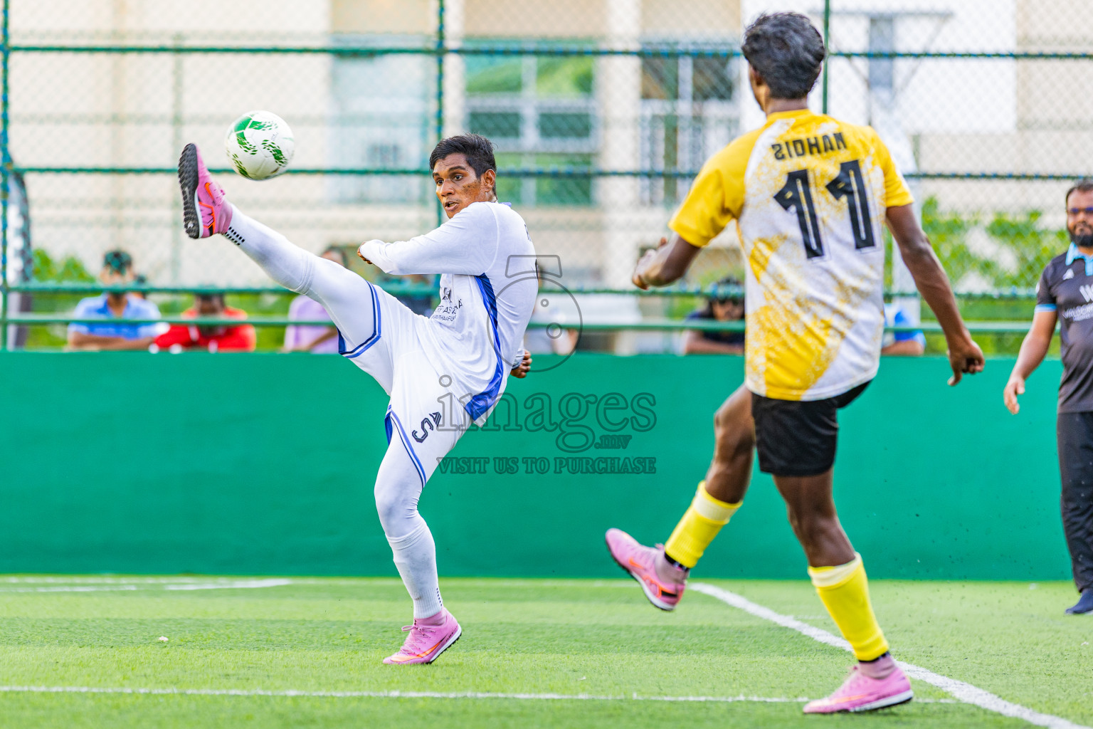 Waldorf Astoria vs Jumeirah Olhaheli in Resort Super League 2025 was held on Sunday, 26th October 2025 in Crossroads's Maldives, Photos: Areef Adam / images.mv