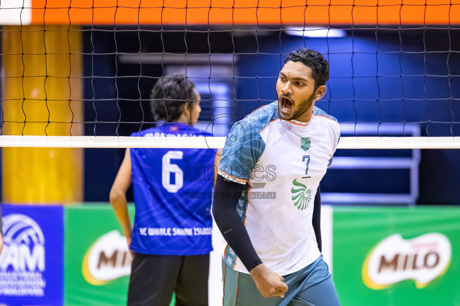 ADh. Maamigili vs Lh. Naifaru in the Finals of MILO Raajje Volley Junior Championship 2025 (U19 Boys) was held in Social Center Indoor Hall, Maldives on Sunday, 28th September 2025. Photos: Mohamed Mahfooz Moosa / images.mv