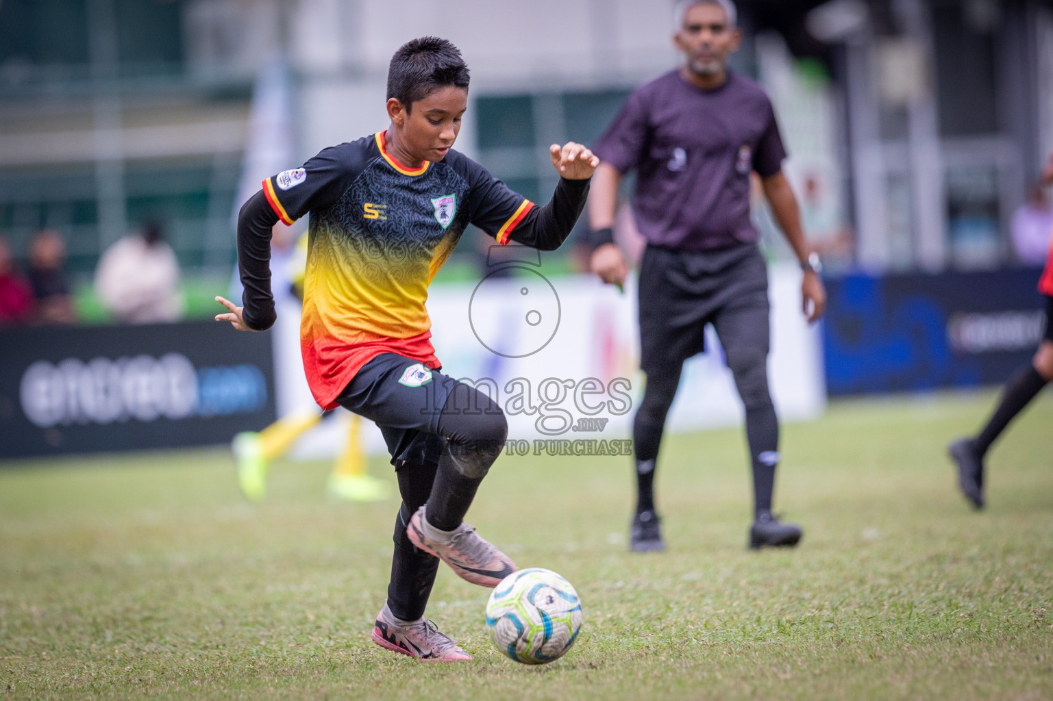 Eagles vs Maziya (U12) in Dhivehi Youth League 2024 - Day 2. Matches held at Henveiru Stadium on 22nd November 2024 , Friday. Photos: Shuu Abdul Sattar/ Images.mv