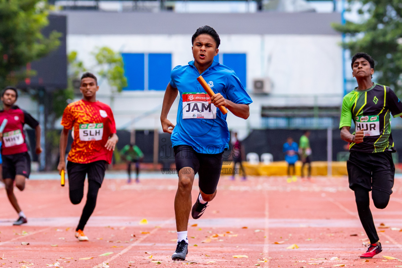 Day 6 of Inter-school Athletics Championship 2025 held in Ekuveni Synthetic Track, Male', Maldives on Sunday, 12th October 2025. Photos by: Nausham Waheed / Images.mv