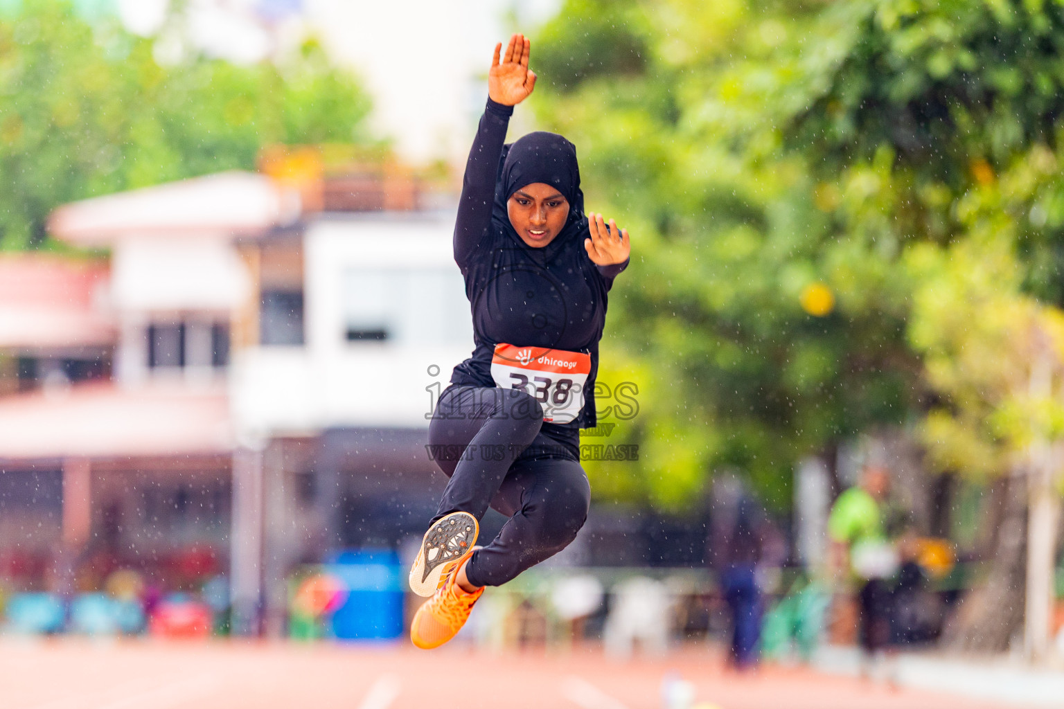 Day 4 of Inter-school Athletics Championship 2025 held in Ekuveni Synthetic Track, Male', Maldives on Thursday, 09th October 2025. Photos by: Areef Adam / Images.mv