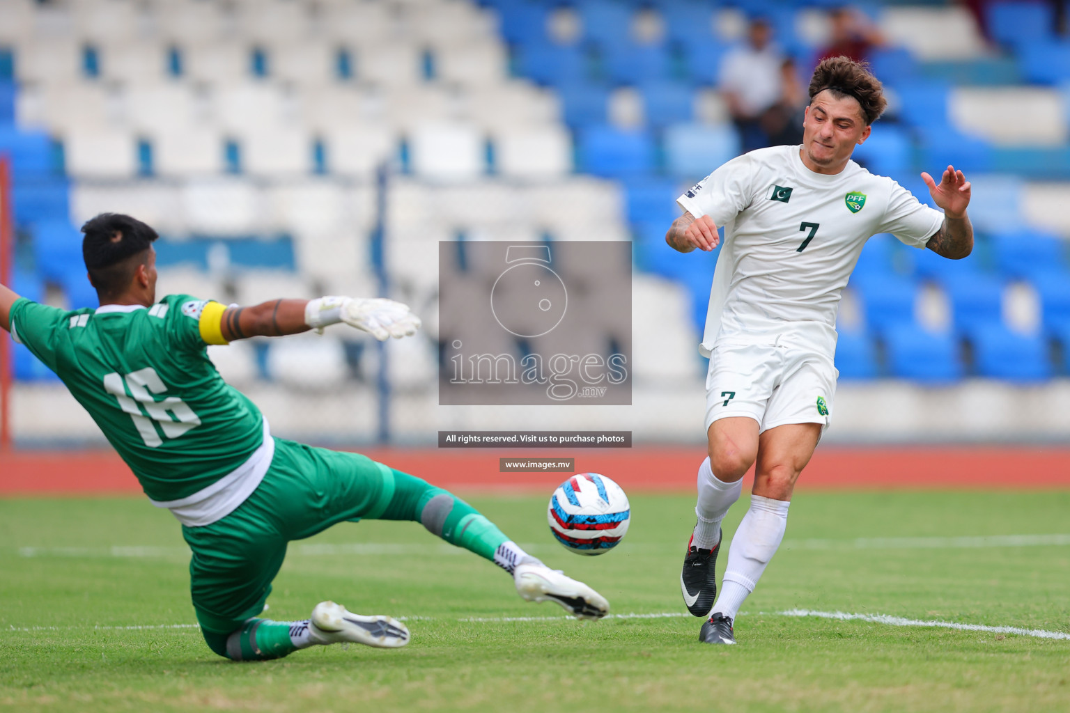 Nepal vs Pakistan in SAFF Championship 2023 held in Sree Kanteerava Stadium, Bengaluru, India, on Tuesday, 27th June 2023. Photos: Nausham Waheed, Hassan Simah / images.mv