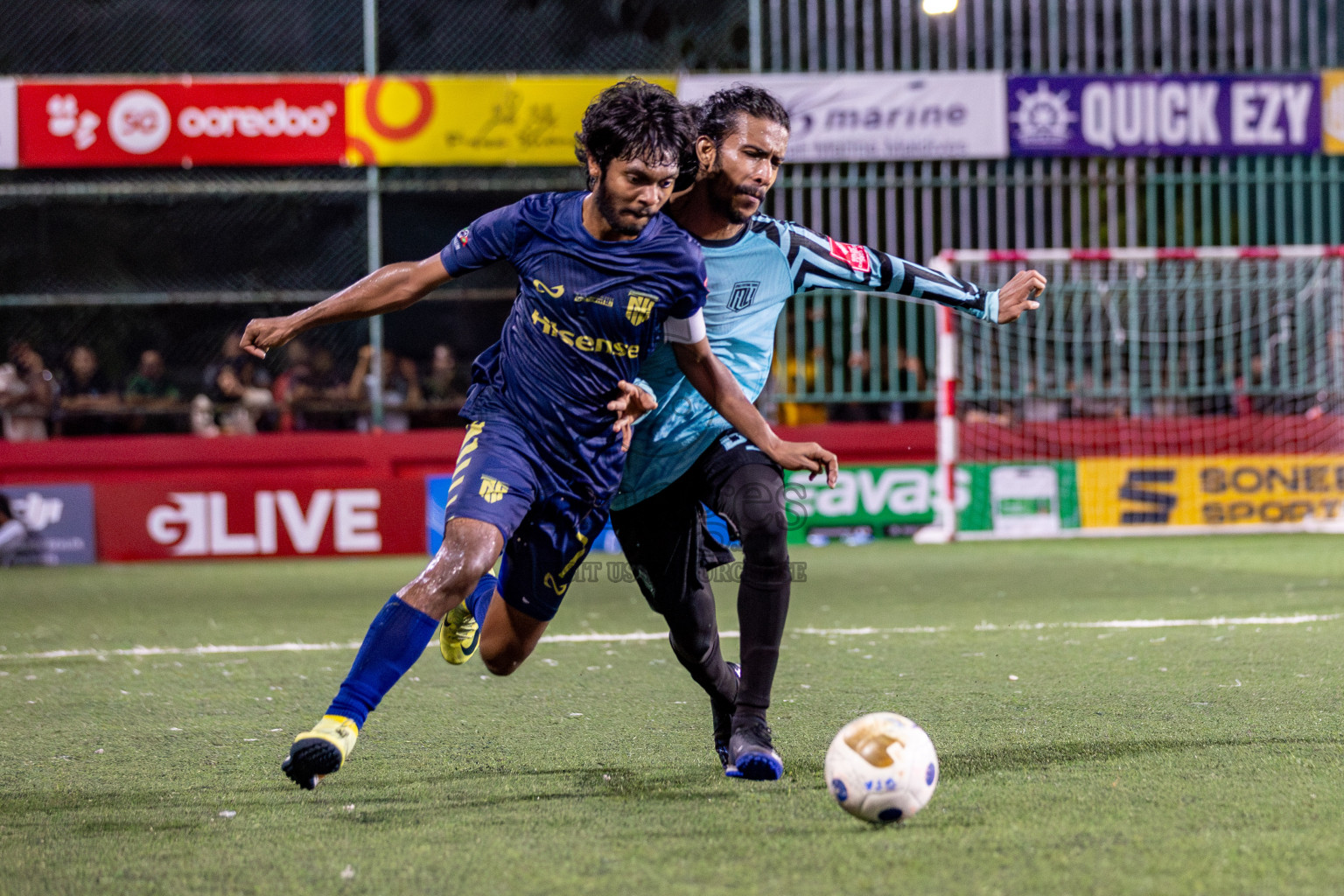 M Muli vs M Naalaafushi in Day 12 of Golden Futsal Challenge 2025 was held on Thursday, 16th January 2025, in Hulhumale', Maldives.
Photos: Hassan Simah / images.mv